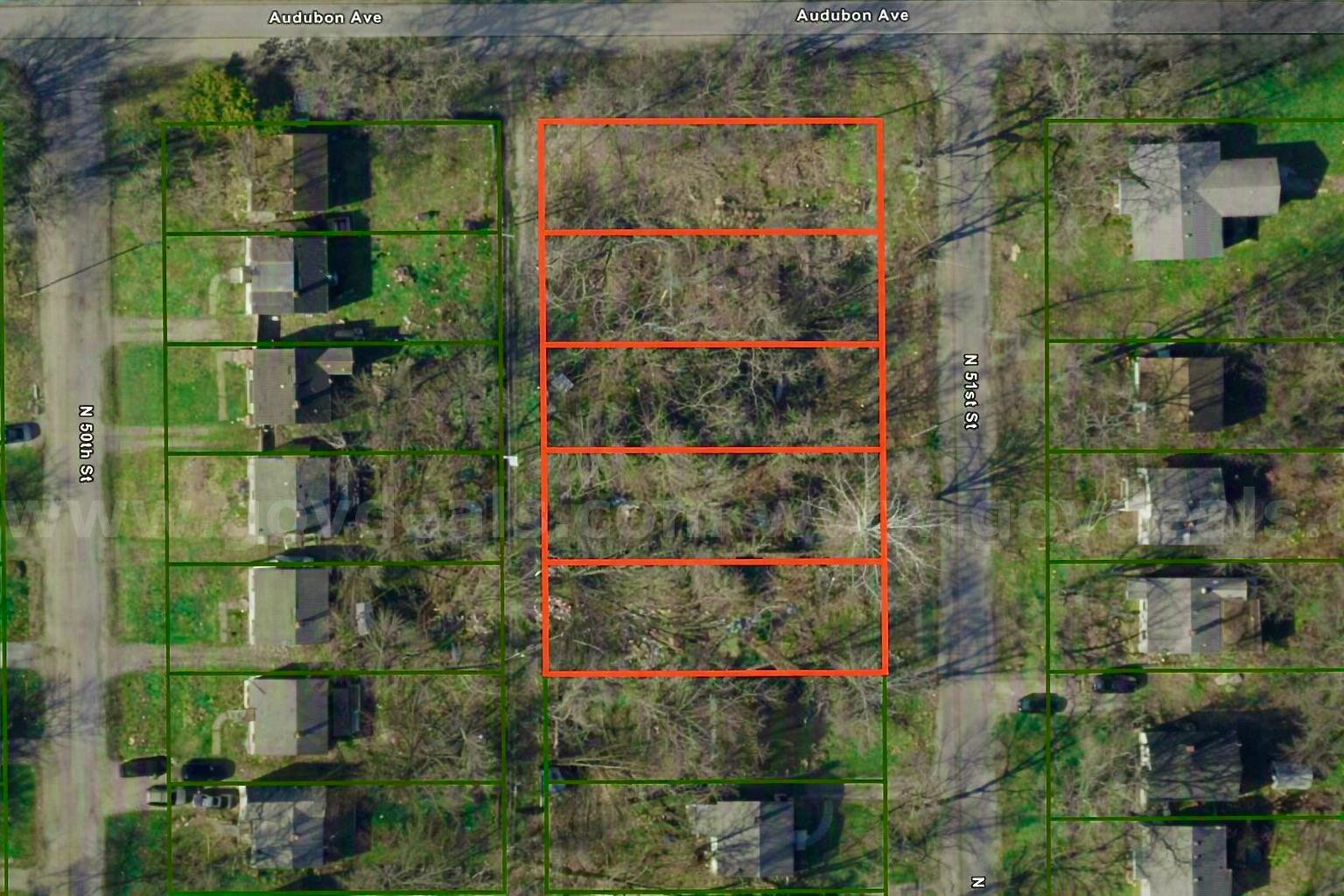 (200 X 125 Sq ft)Large 5-adjacent Residential City Lots about 7 Miles from Downtown St. Louis