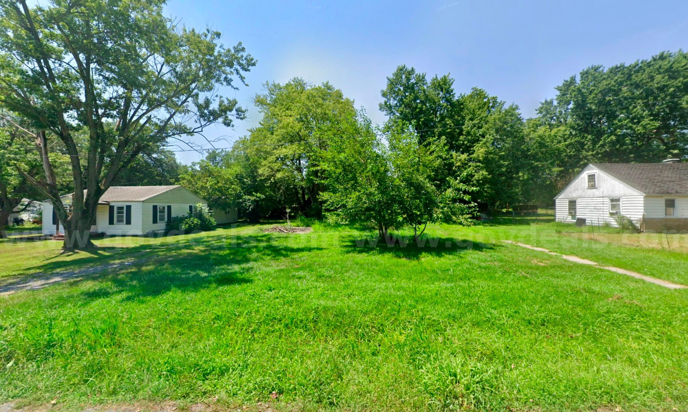 Large 50 X 152 Sq ft (0.17 Acres) Lot in Mount Vernon, IL Nissan Frontier Government Surplus Auction - Photo #3