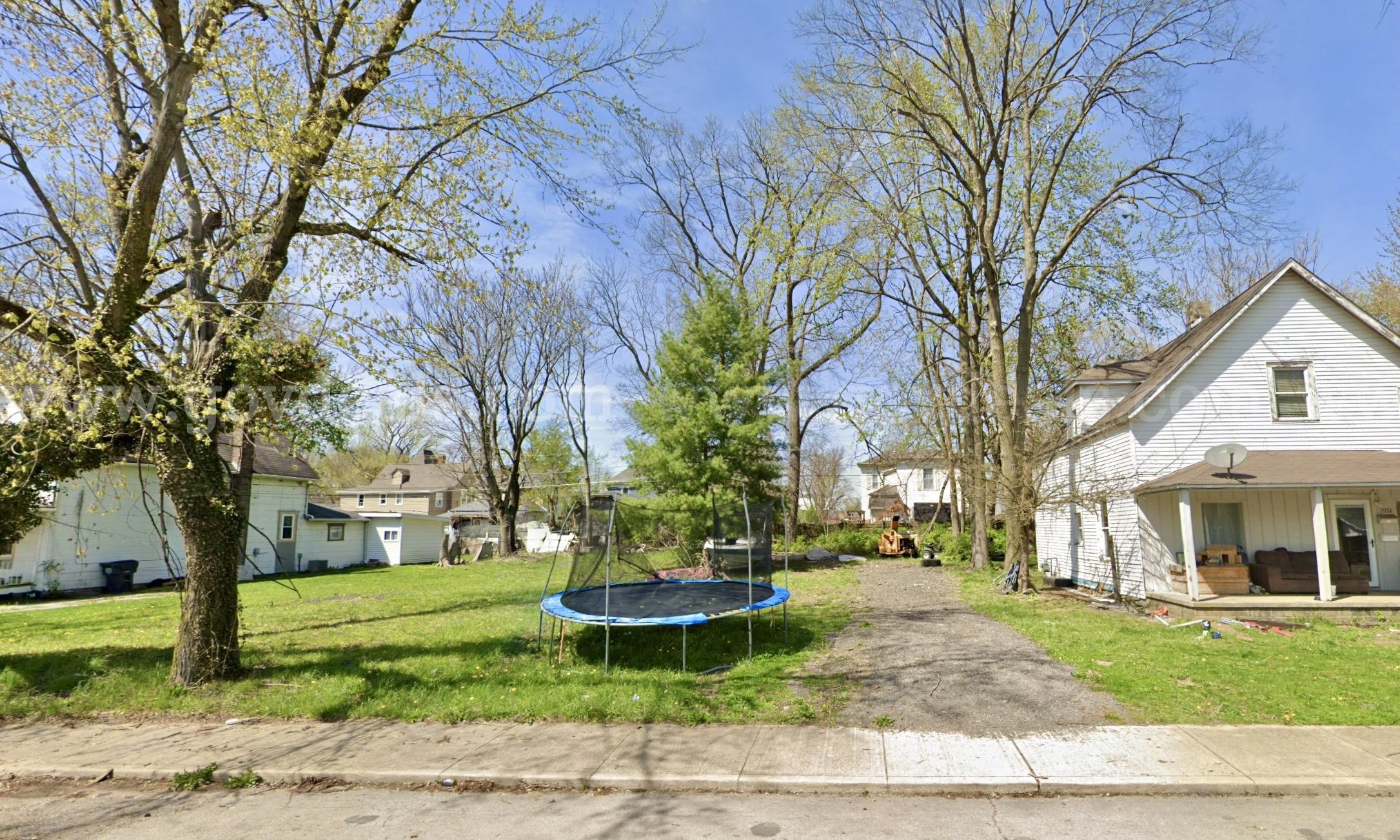 Residential City-lot in Anderson, IN, 38.9 Miles North-East of Indianapolis,