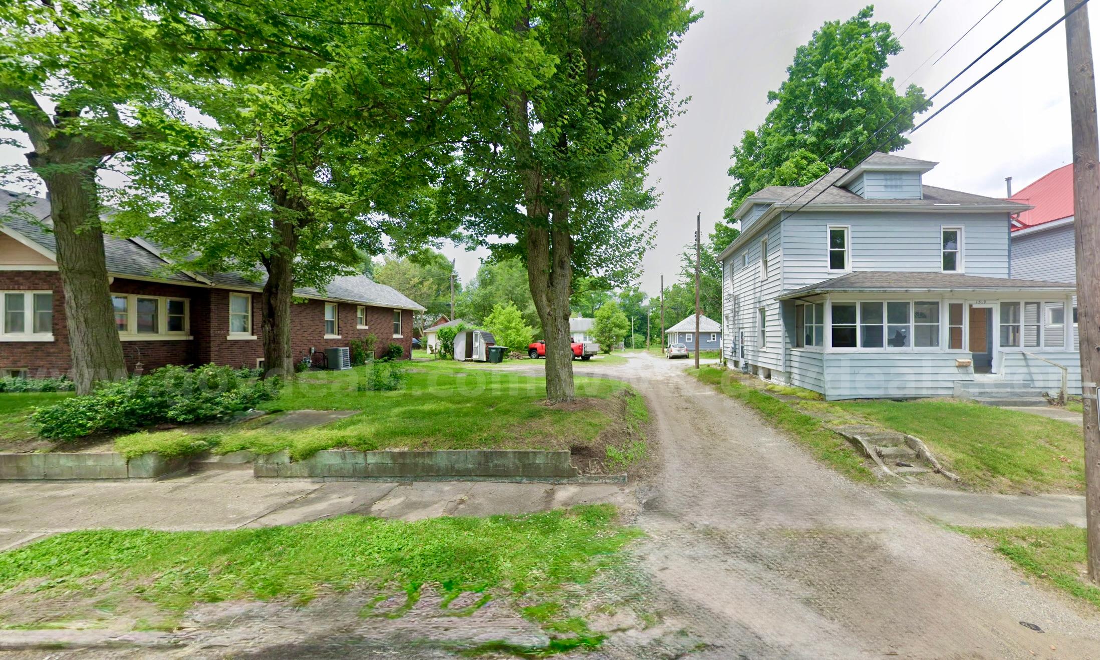 Large Residential Lot 2.6 Miles from University of Notre Dame   Government Surplus Auction - Photo #2