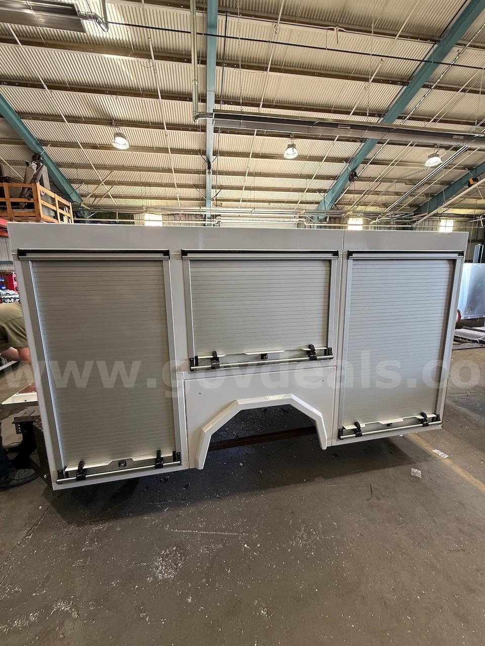 brand New 10' Aluminum Rescue Body  SEE VIDEO!!! DMA Fire Lightning Government Surplus Auction - Primary Photo