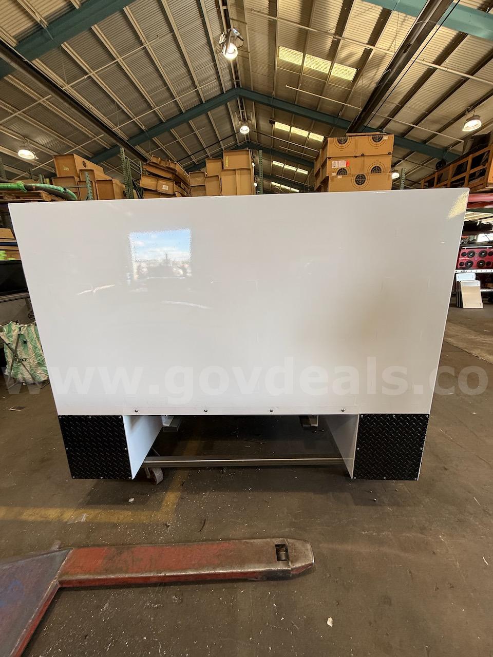 brand New 10' Aluminum Rescue Body  SEE VIDEO!!! DMA Fire Lightning Government Surplus Auction - Photo #2