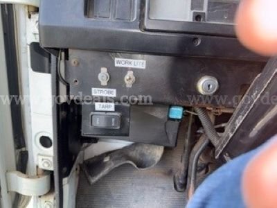 1998 International 4700 in great condition International 4700 Government Surplus Auction - Photo #5
