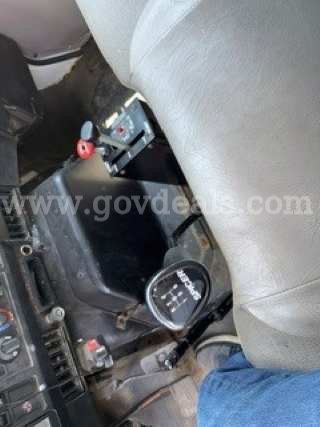 1998 International 4700 in great condition International 4700 Government Surplus Auction - Photo #6