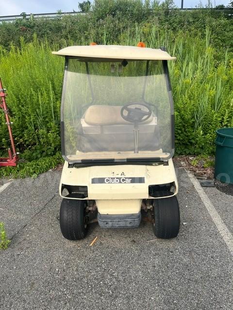 2003 Club Car DS Golf Cart Club Car DS Government Surplus Auction - Primary Photo