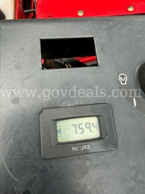 Snapper Pro Zero Turn Lawn Mower #4766 Snapper 4766 Government Surplus Auction - Photo #6