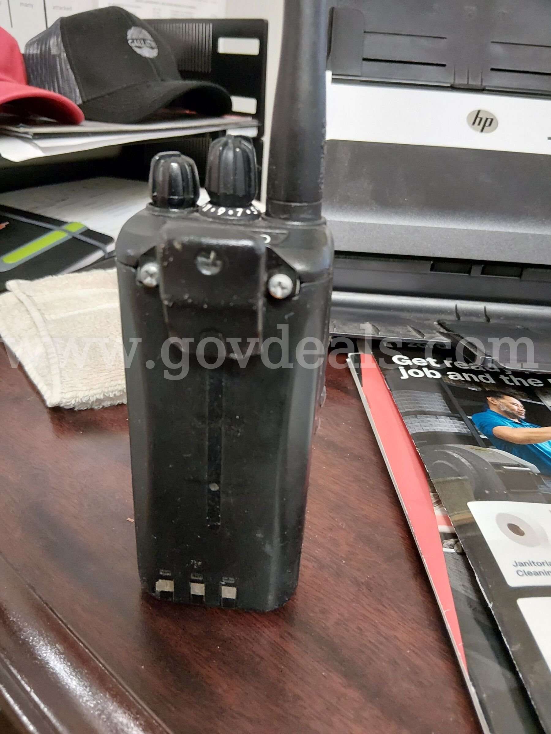 Lot of 12 Two Way Radios   Government Surplus Auction - Photo #2