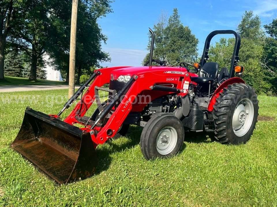 2019 Massey Ferguson Tractor Massey Ferguson 2604 Tractor MF2604H 2WD Government Surplus Auction - Photo #3