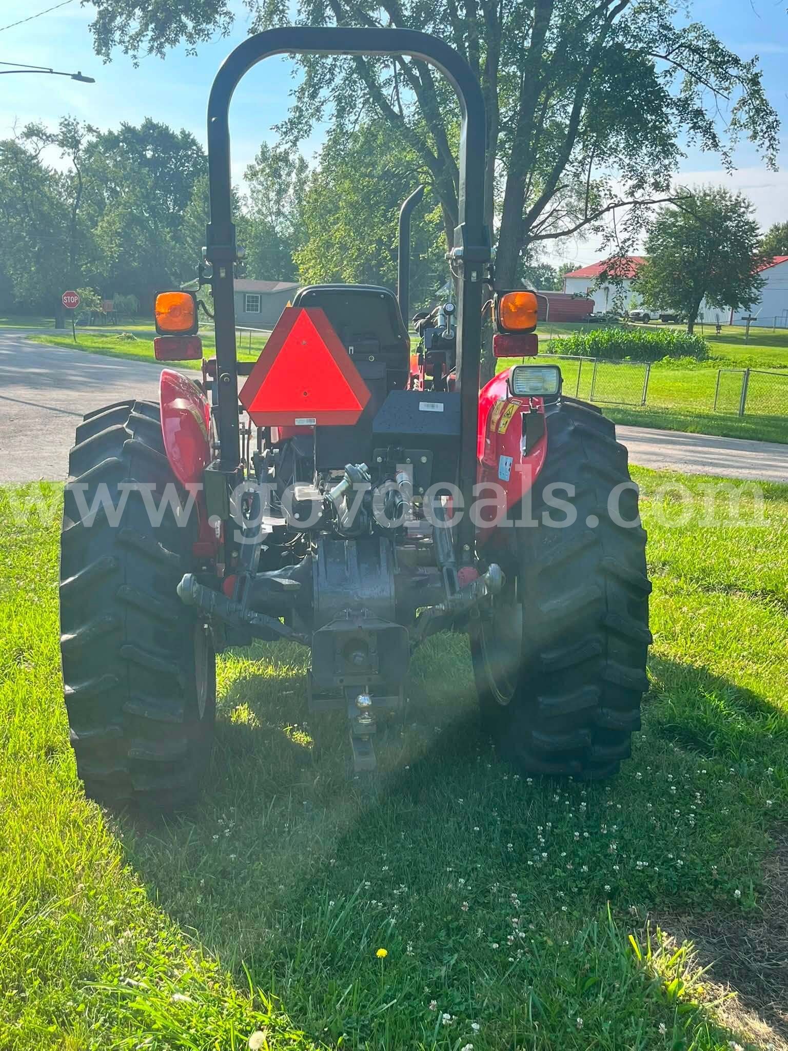 2019 Massey Ferguson Tractor Massey Ferguson 2604 Tractor MF2604H 2WD Government Surplus Auction - Photo #5