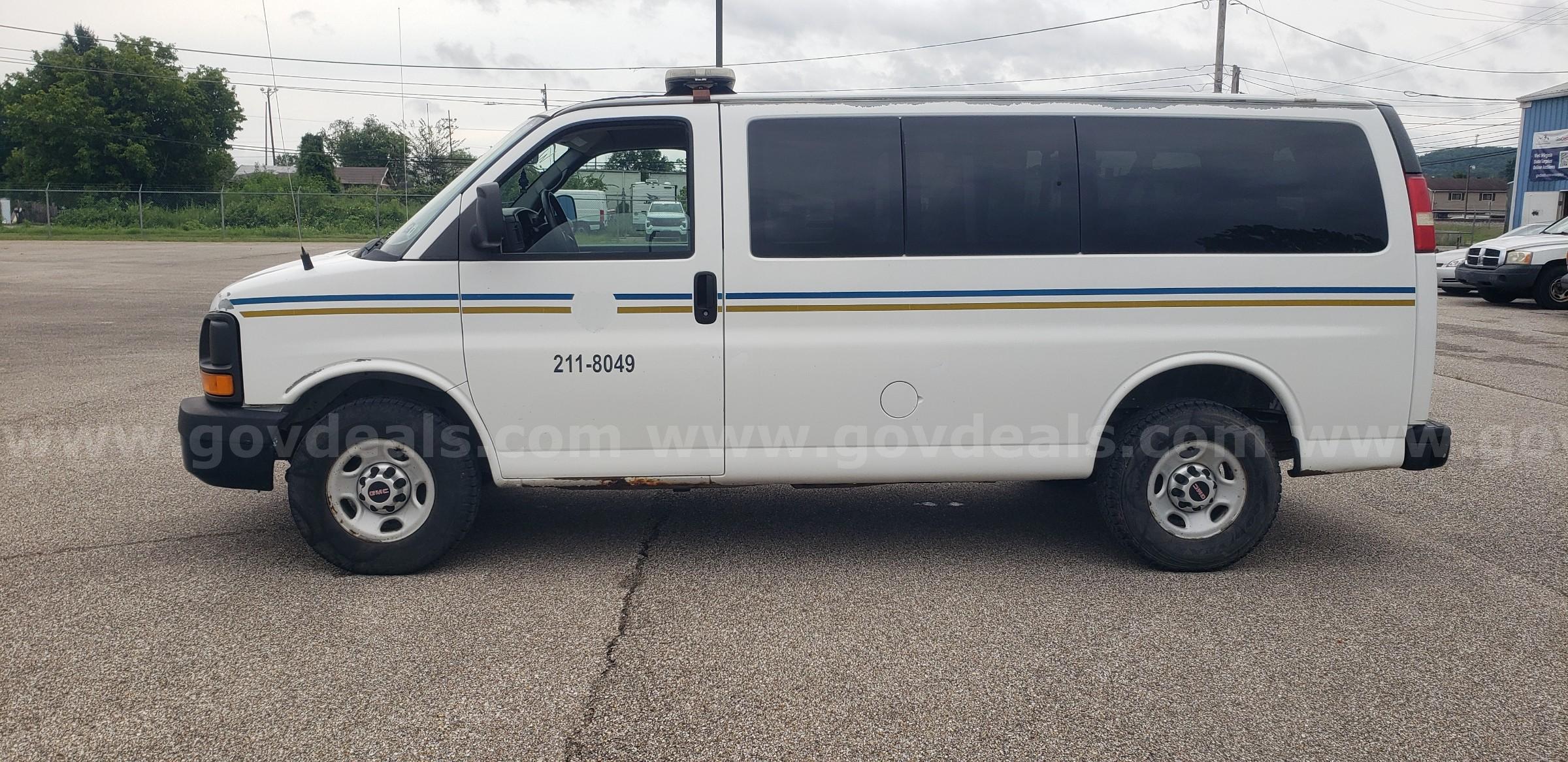 2012 GMC Savana(134811) GMC Savana Government Surplus Auction - Photo #3
