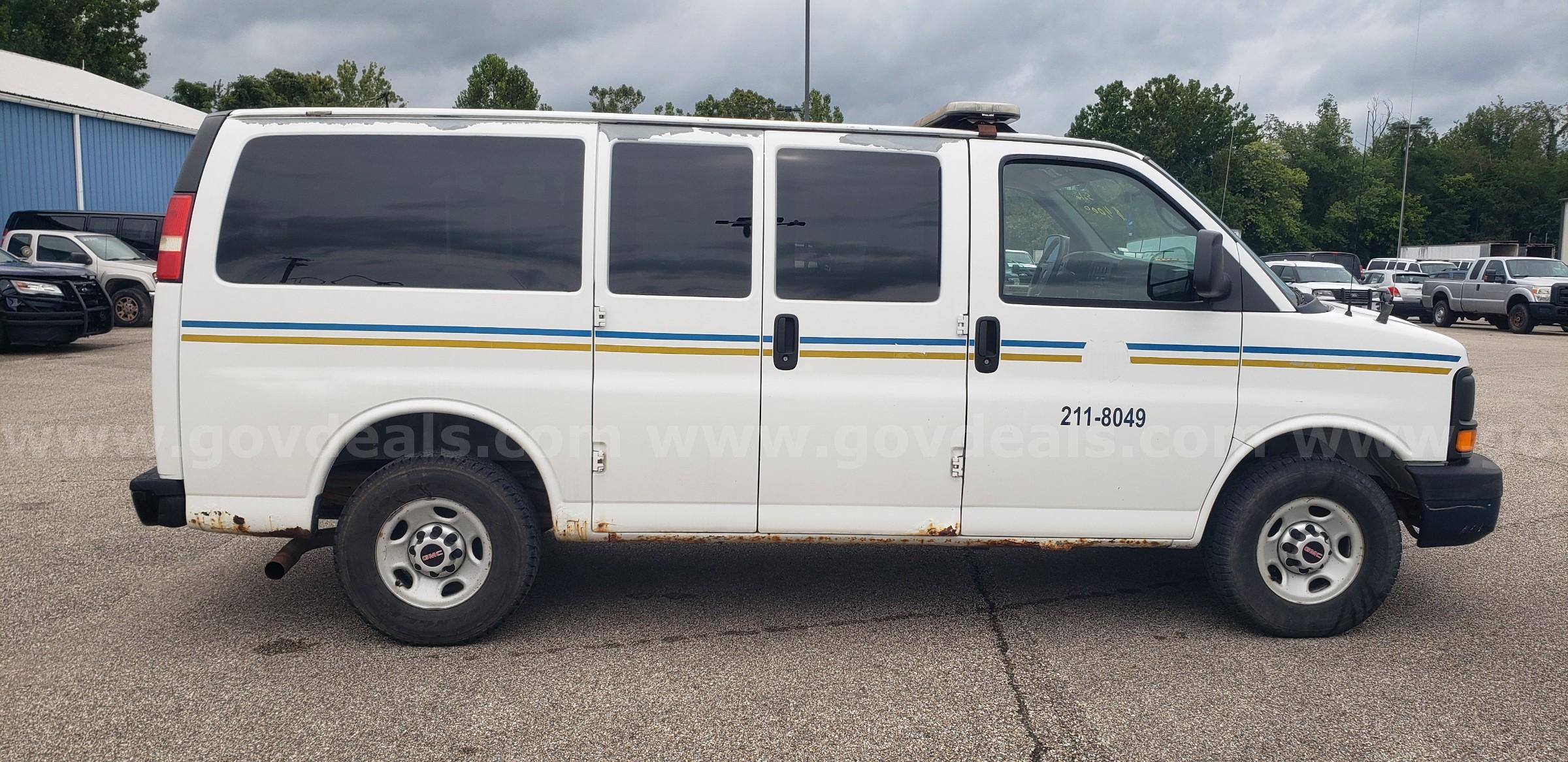 2012 GMC Savana(134811) GMC Savana Government Surplus Auction - Photo #5