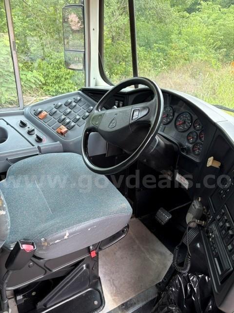 2009 International 3000(688906) International 3000 Government Surplus Auction - Photo #6