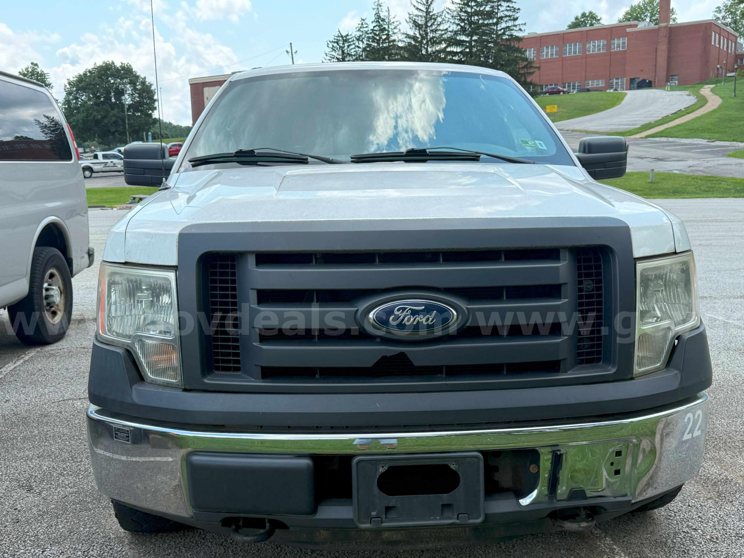 2012 Ford F-150(C22638) Ford F-150 Government Surplus Auction - Photo #2