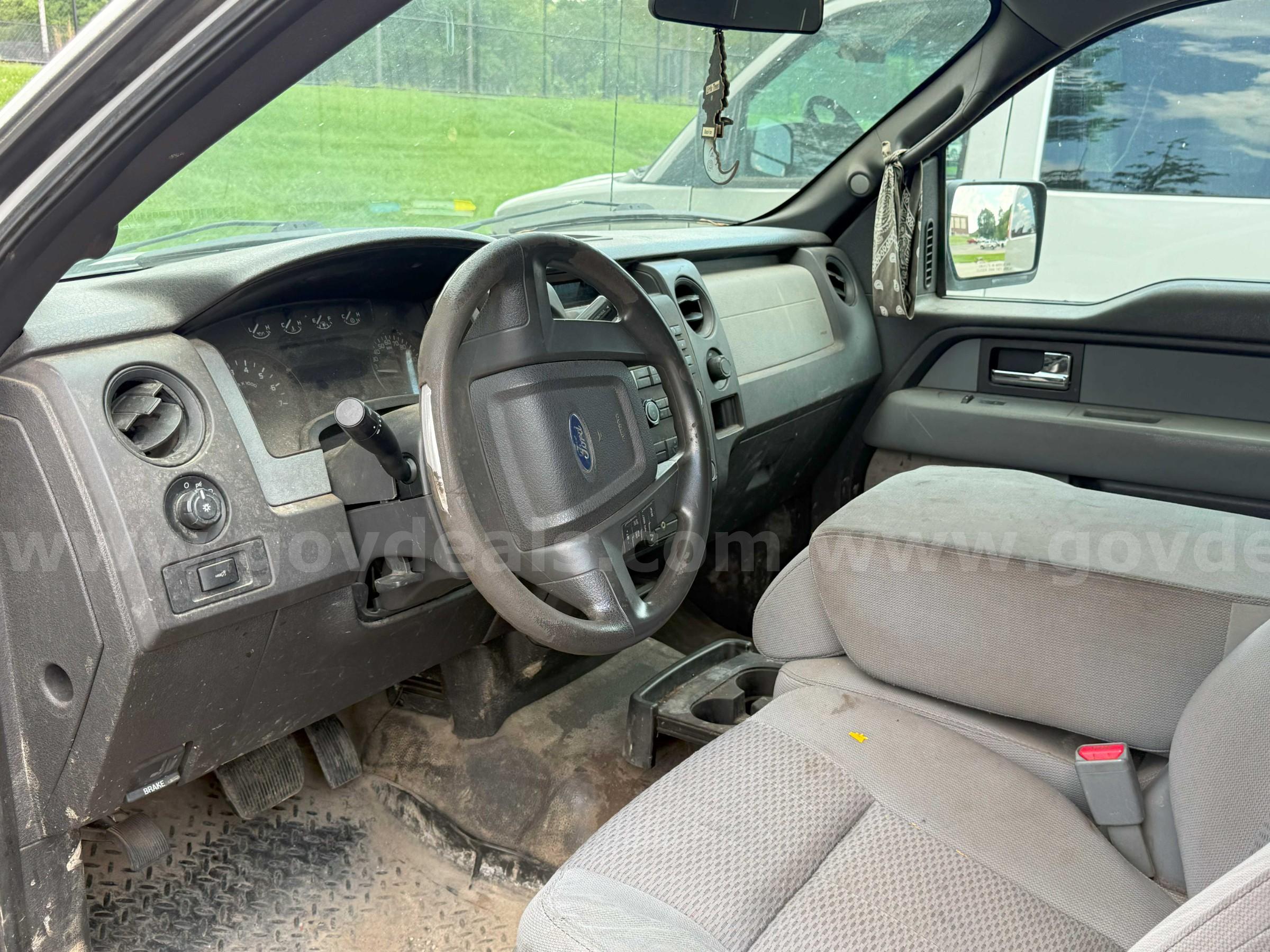 2012 Ford F-150(C22638) Ford F-150 Government Surplus Auction - Photo #6