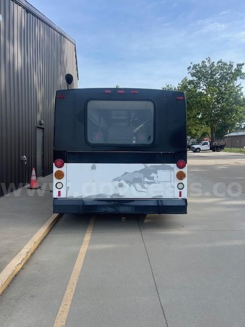 City Bus New Flyer D40LF Government Surplus Auction - Photo #4
