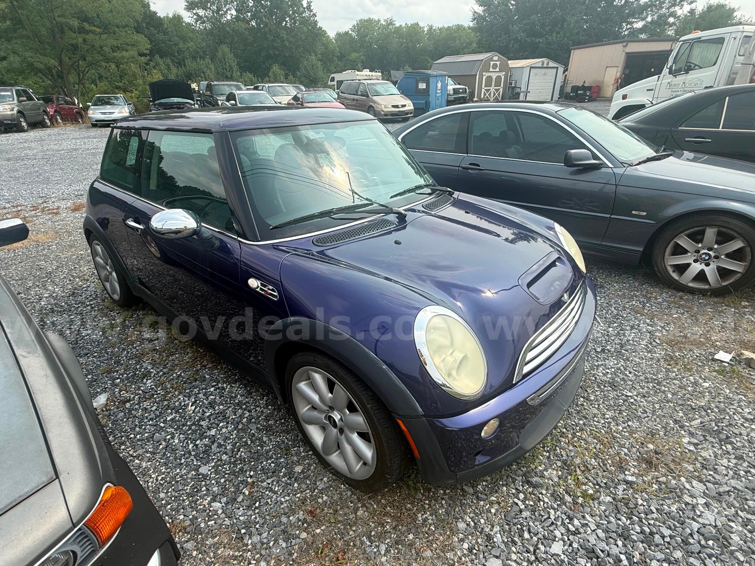 2005 Mini Cooper Mini Cooper Government Surplus Auction - Photo #3