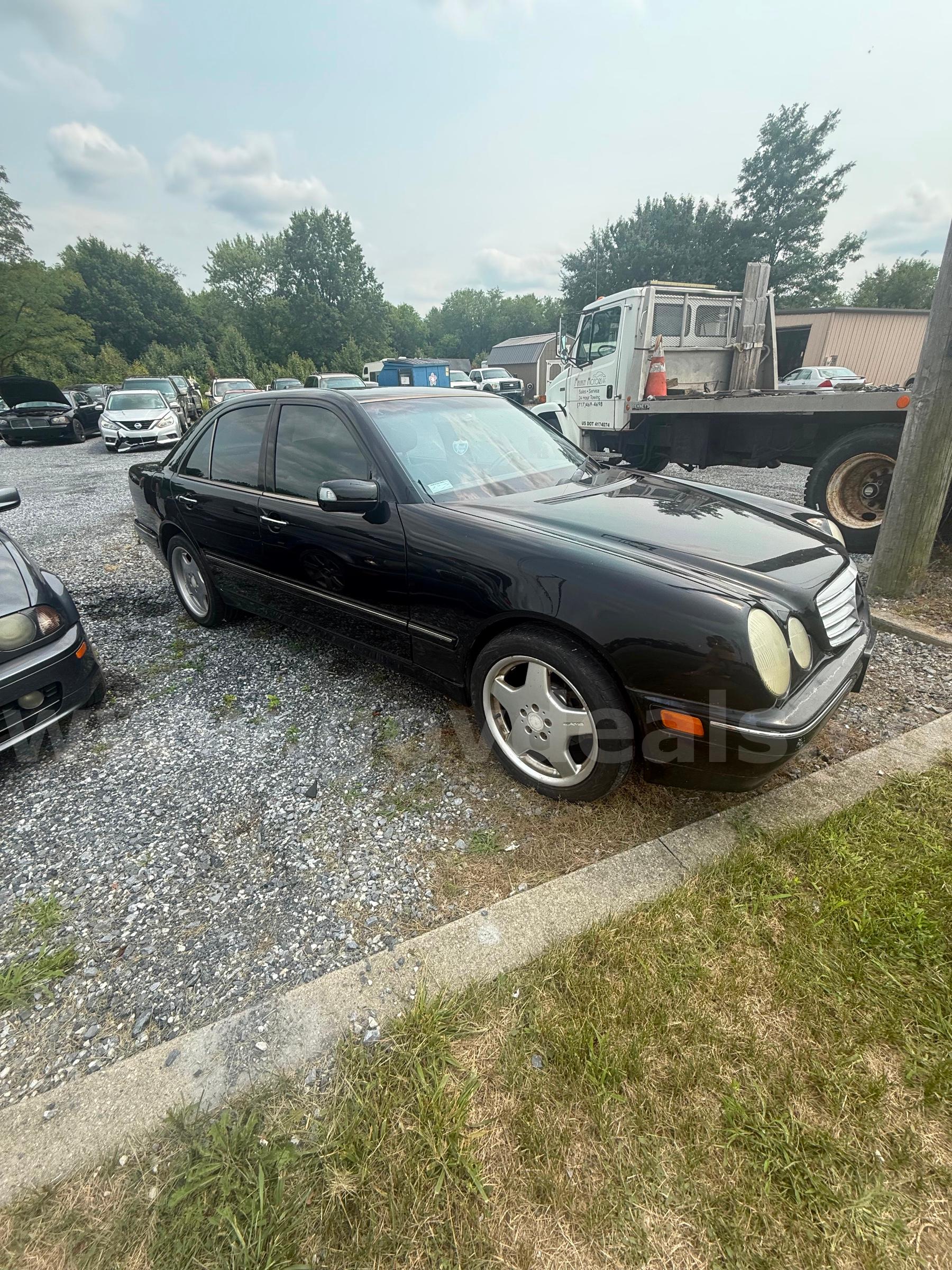 2001 Mercedes-Benz E-Class Mercedes-Benz E-Class Government Surplus Auction - Photo #2