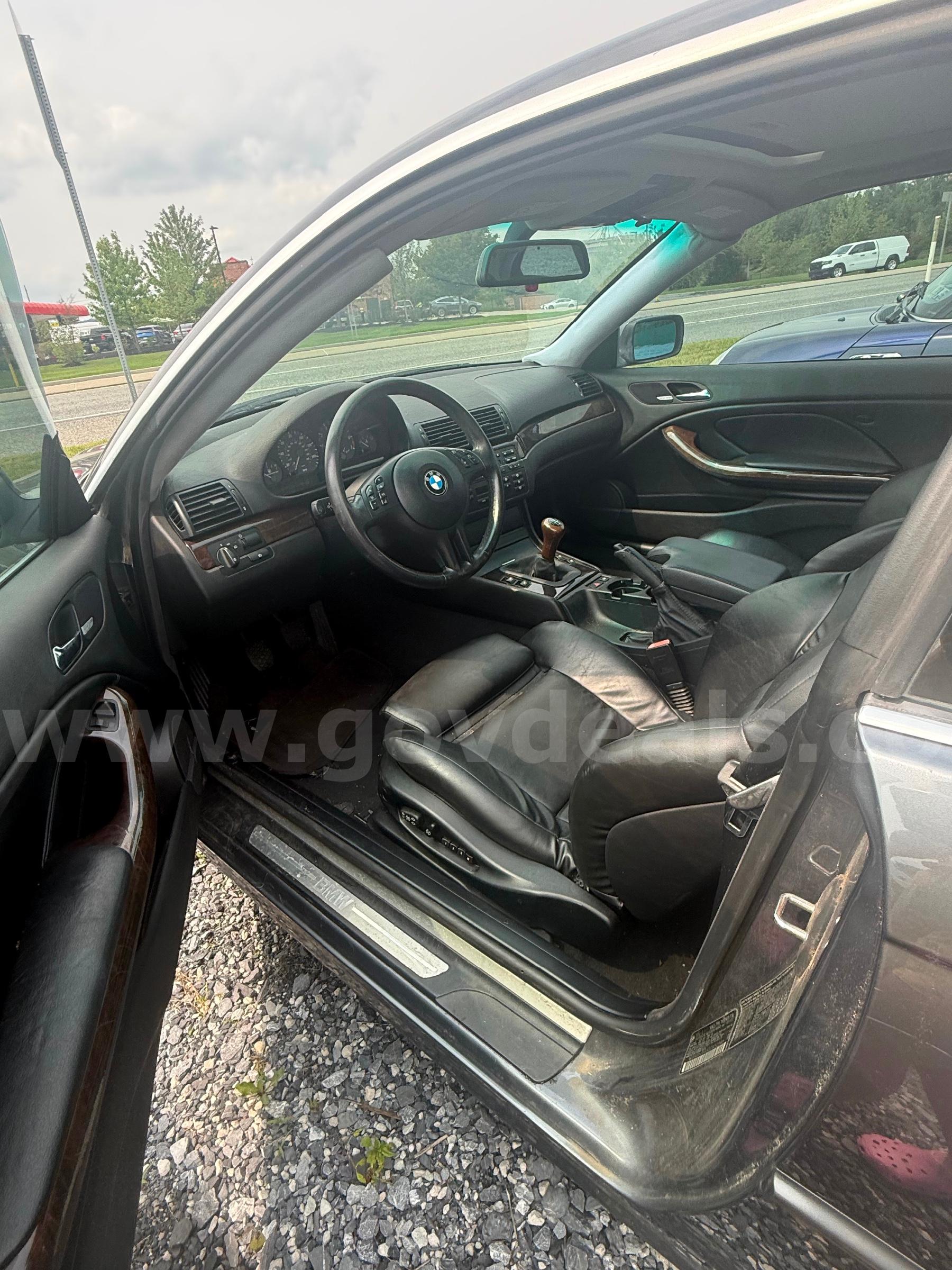2002 BMW 3-Series BMW 3-Series Government Surplus Auction - Photo #4
