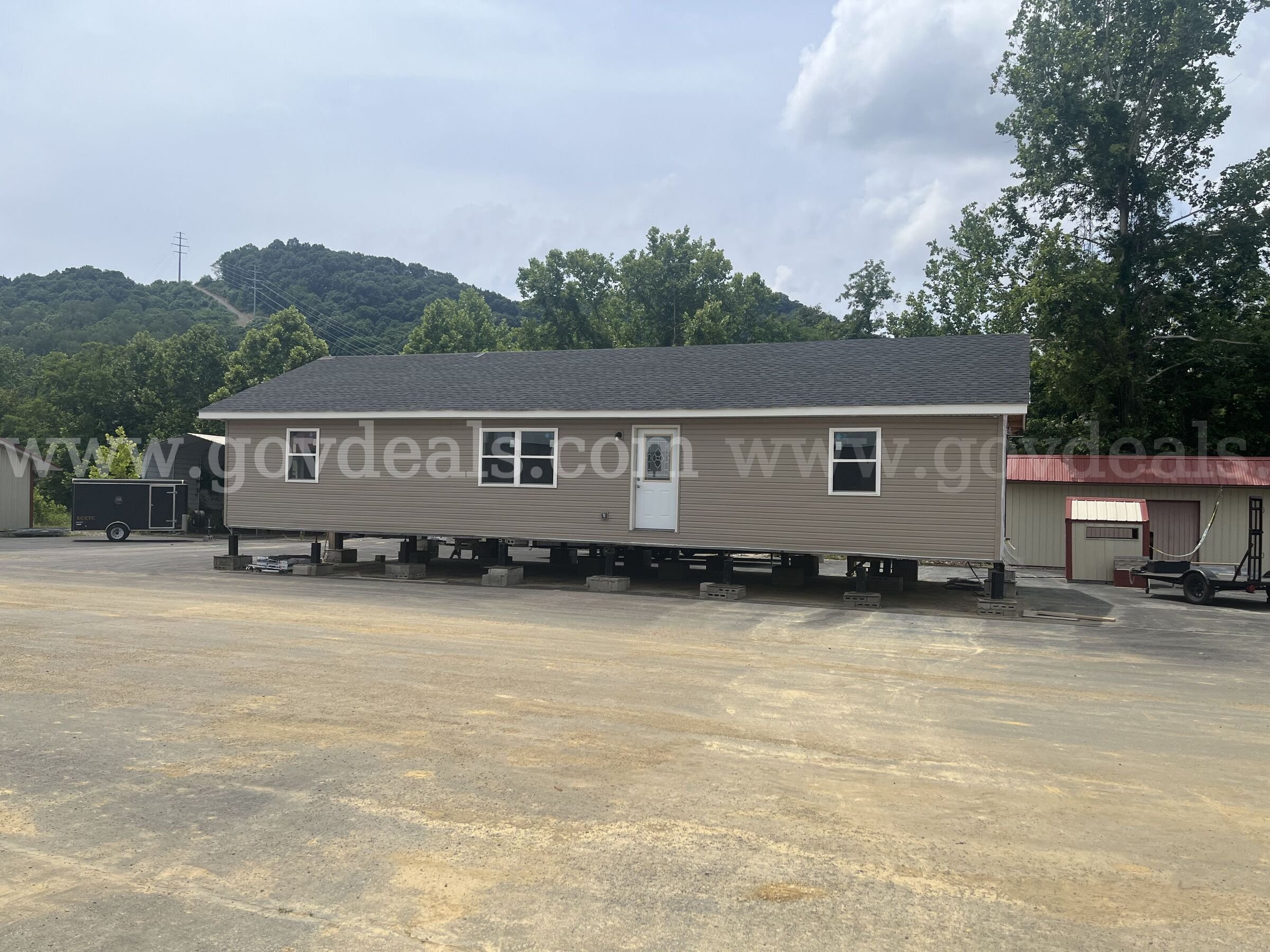 Double Wide Modular Building/Home ~1450 Sq. Ft.  1450 Government Surplus Auction - Primary Photo