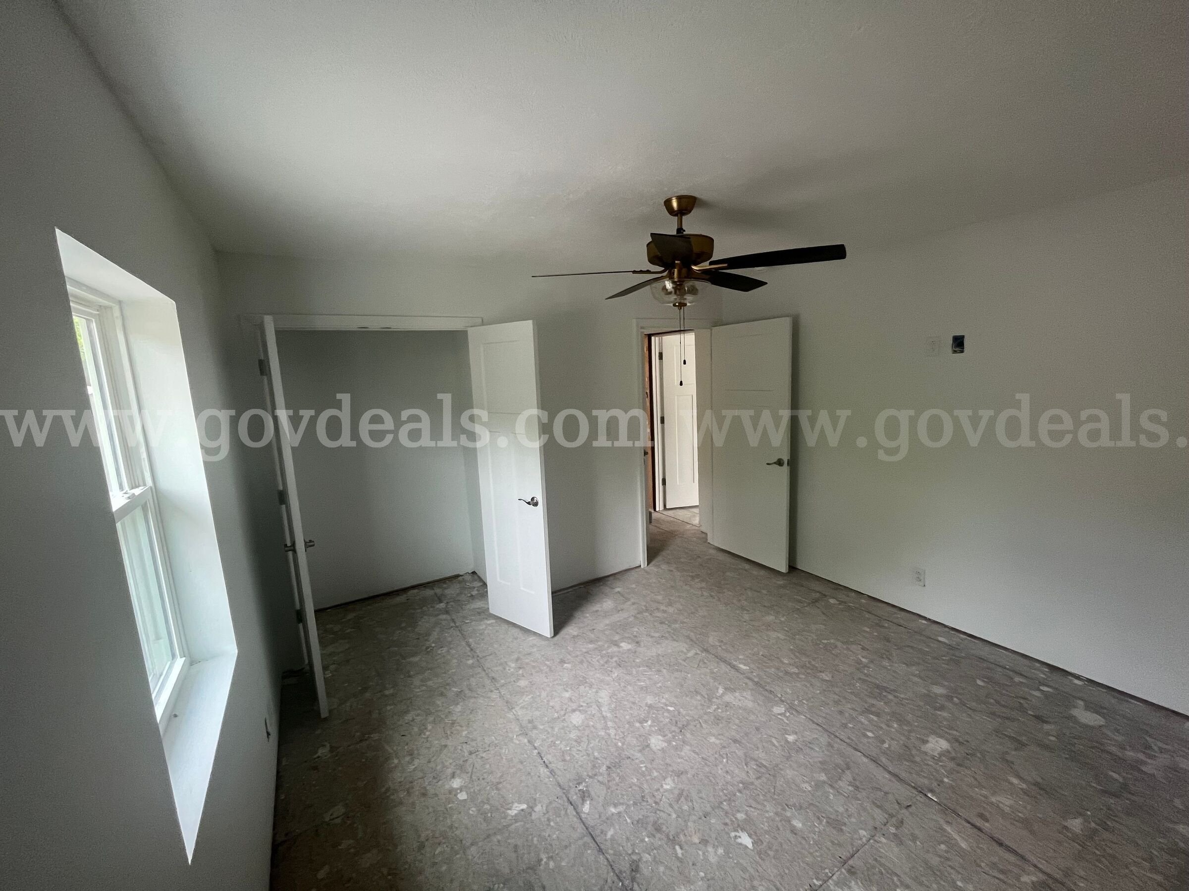 Double Wide Modular Building/Home ~1450 Sq. Ft.  1450 Government Surplus Auction - Photo #5