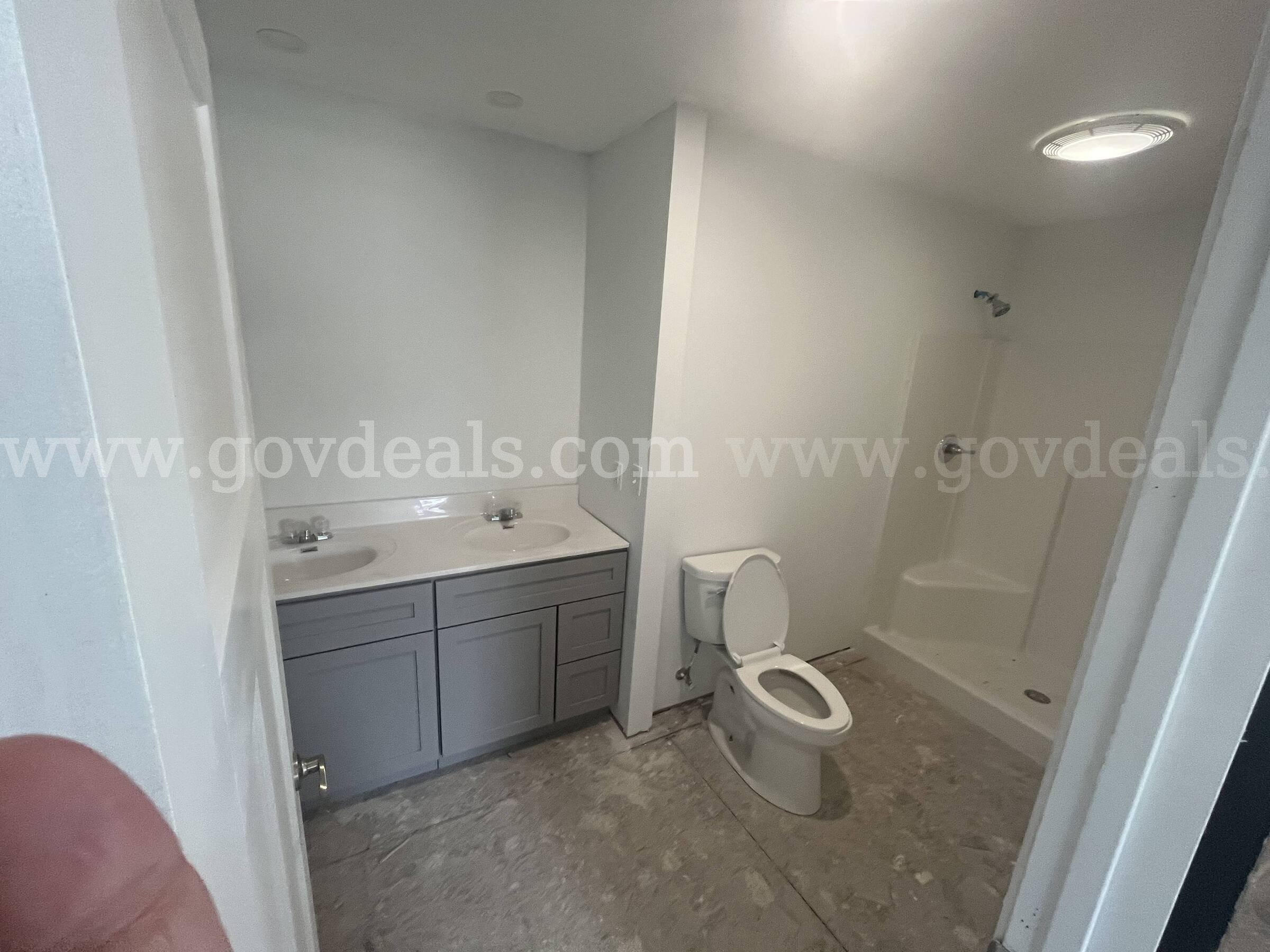 Double Wide Modular Building/Home ~1450 Sq. Ft.  1450 Government Surplus Auction - Photo #6