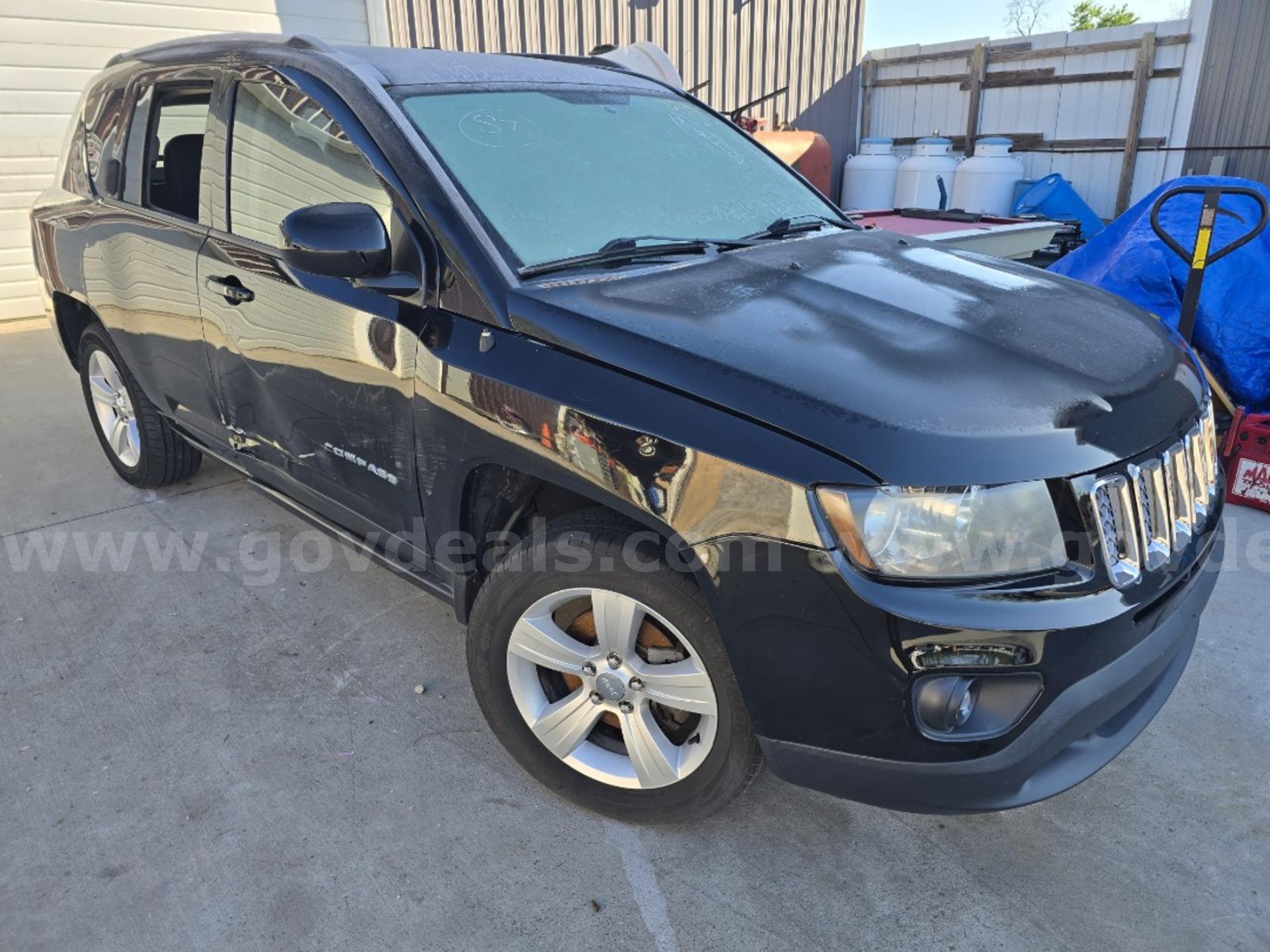 2014 Jeep Compass Jeep Compass Government Surplus Auction - Photo #2