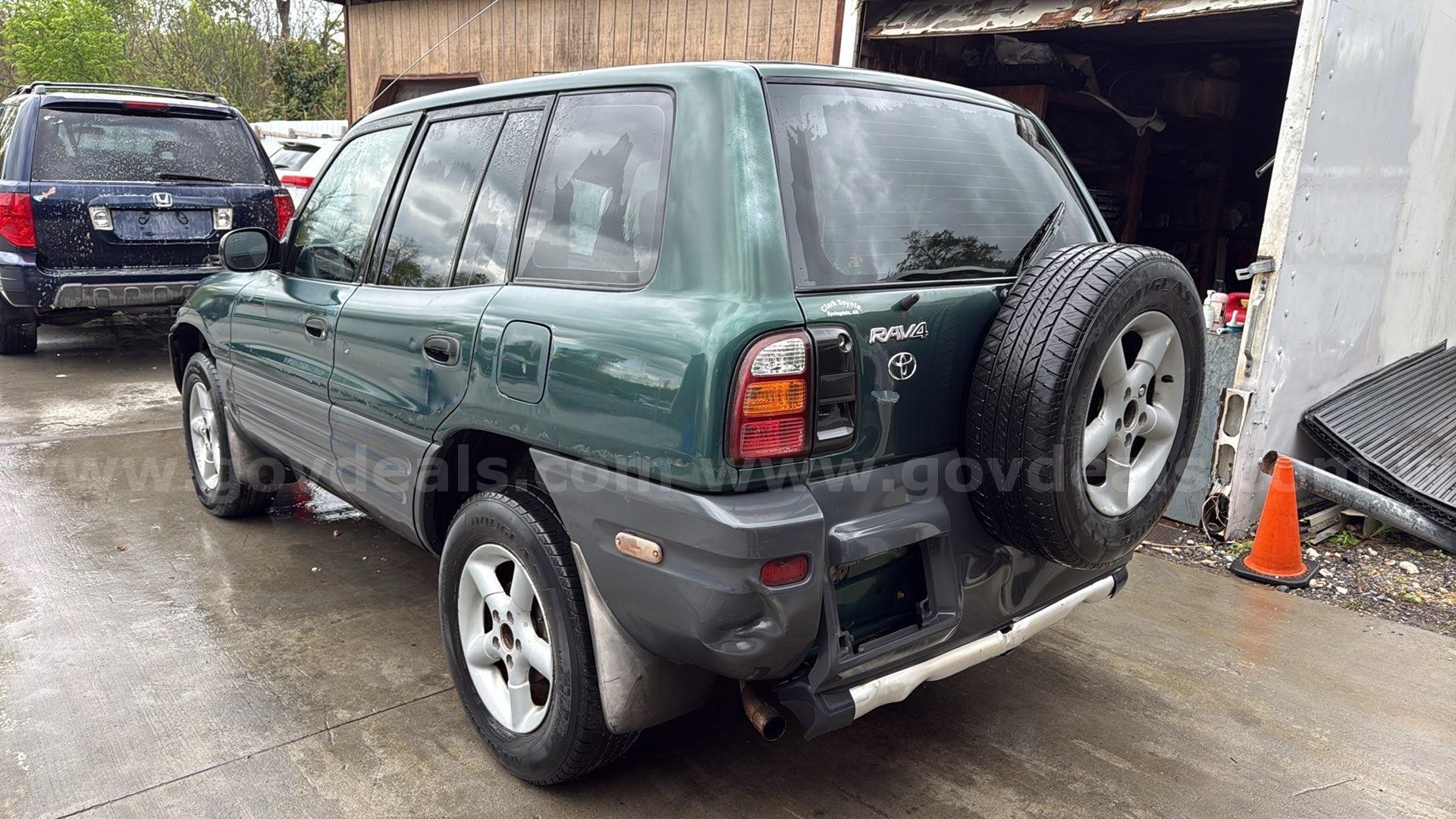 1998 Toyota RAV4 Toyota RAV4 Government Surplus Auction - Photo #4