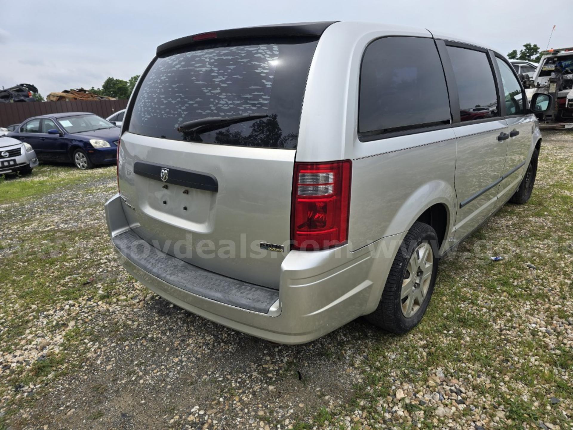 2008 Dodge Grand Caravan Dodge Grand Caravan Government Surplus Auction - Photo #2