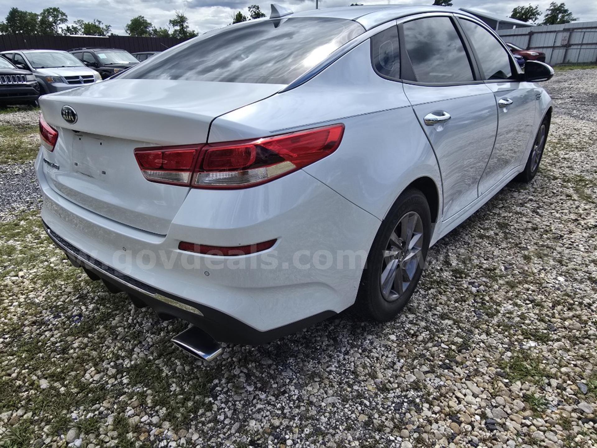 2020 Kia Optima Kia Optima Government Surplus Auction - Photo #3