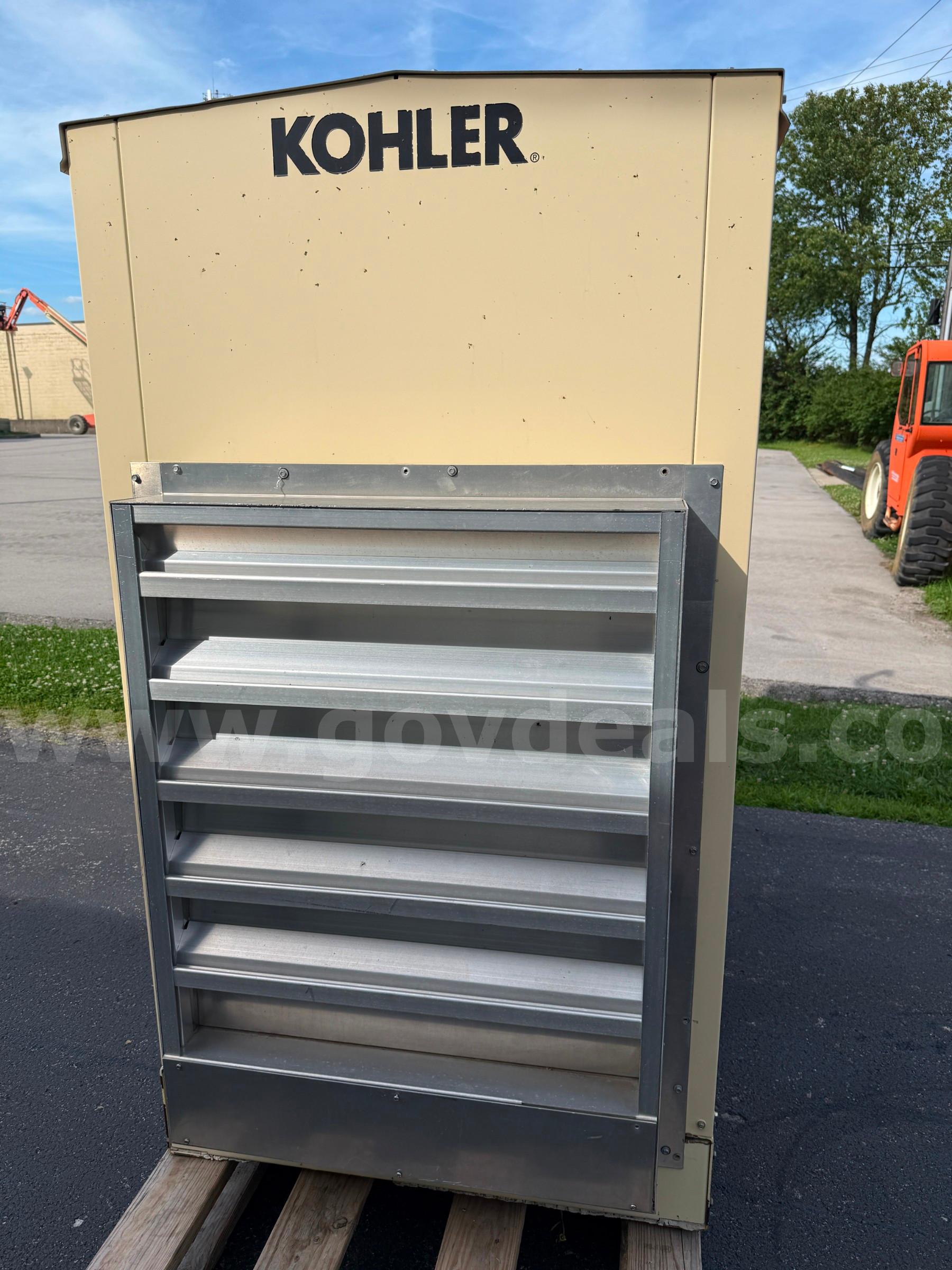 Kohler 50KW LP Standby Generator – Model 50RZGB – ONLY 615.6 Hours – GM 5.0L V8 – Enclosed Kohler 615 Government Surplus Auction - Photo #2