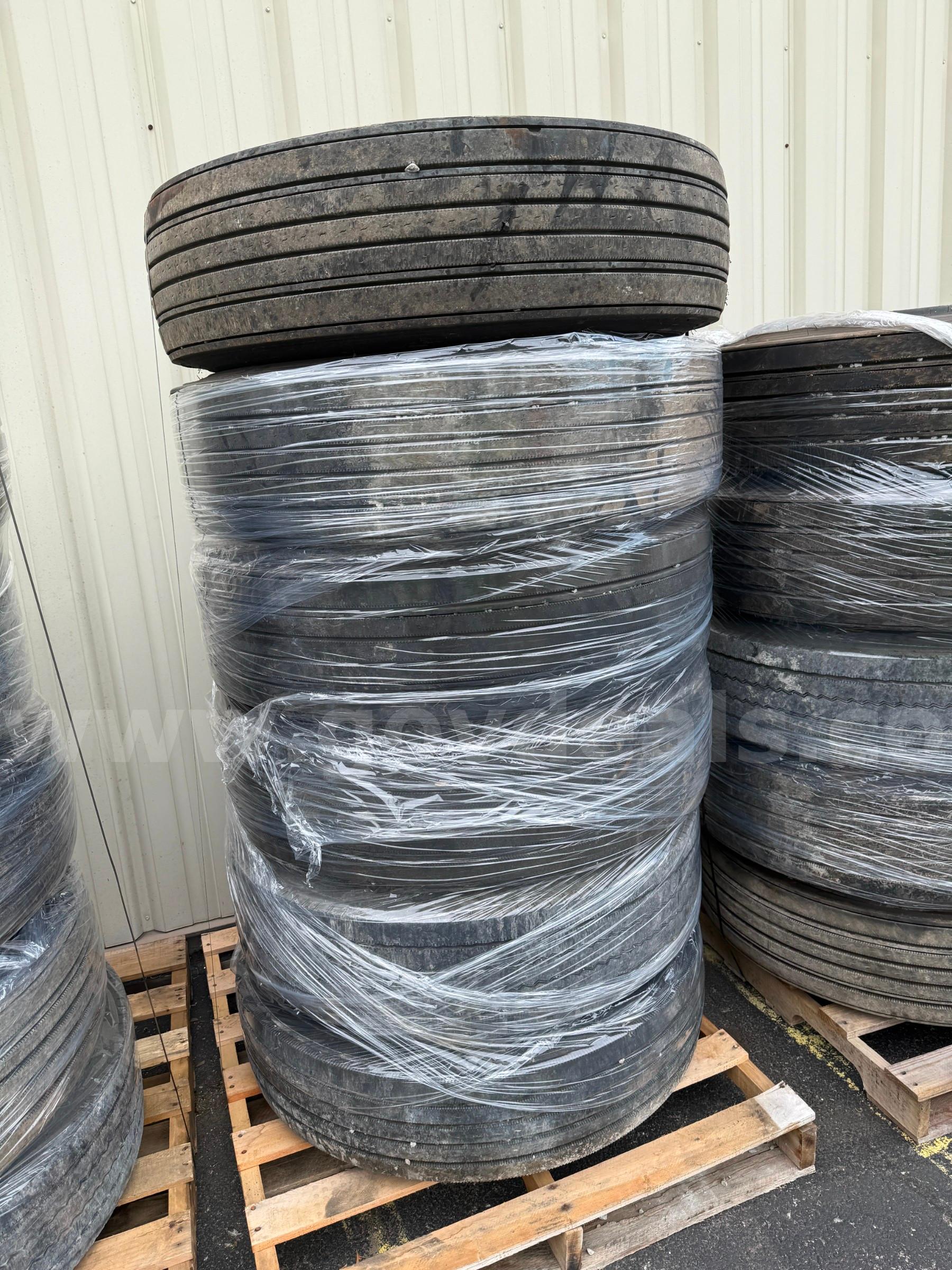 32 Firestone FS591 295/75R22.5 School Bus / Semi Truck Steer Tires on Steel Wheels – Virgin Take-Offs FS591 FS591 Government Surplus Auction - Photo #5