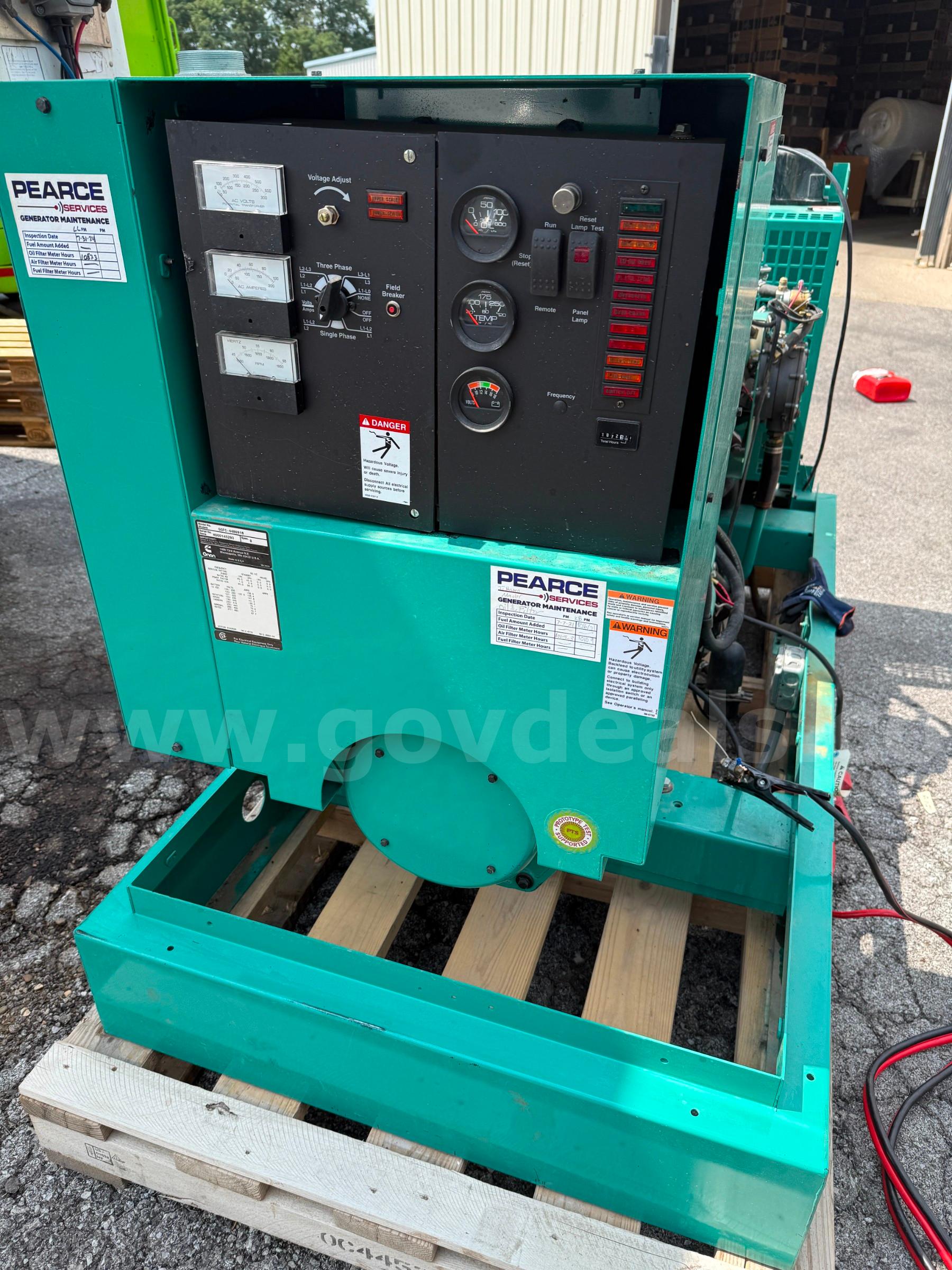 Cummins Onan 45kW Generator w/ 225A Automatic Transfer Switch – 1,072 Hours Cummins 225A Government Surplus Auction - Photo #3