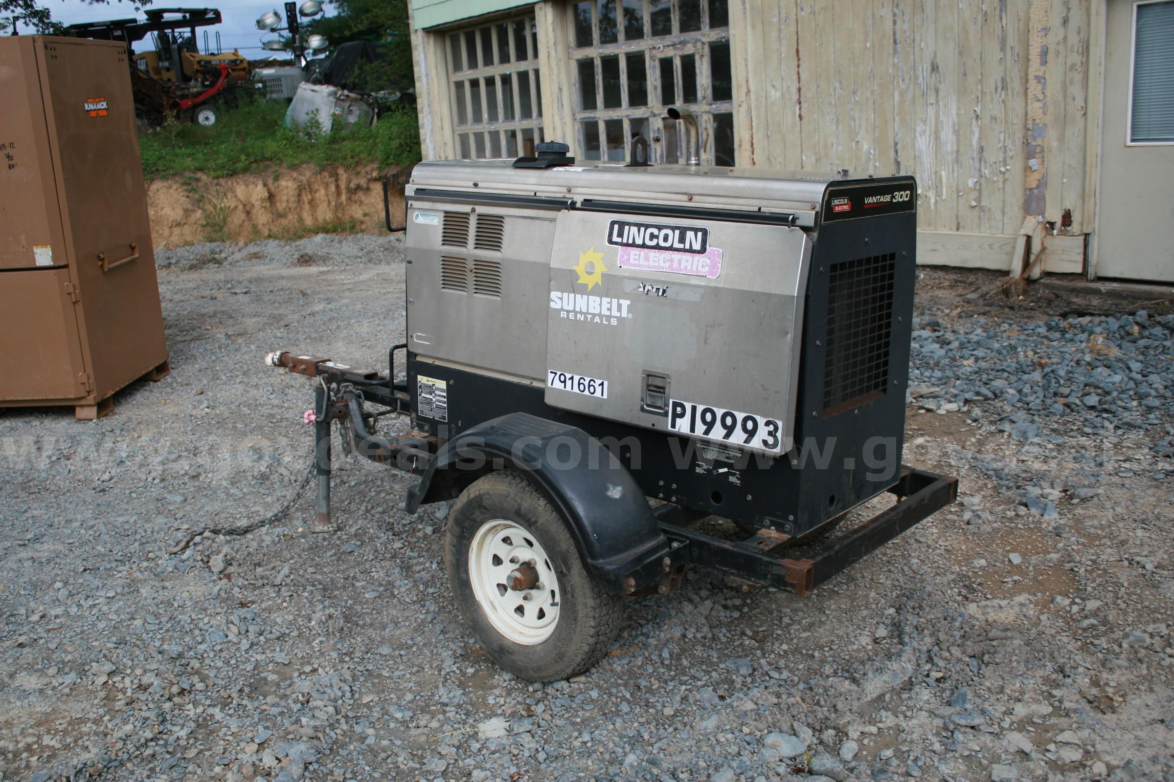 2014 Lincoln Electric Vantage 300 Diesel Welder Generator Lincoln 300 Government Surplus Auction - Photo #3