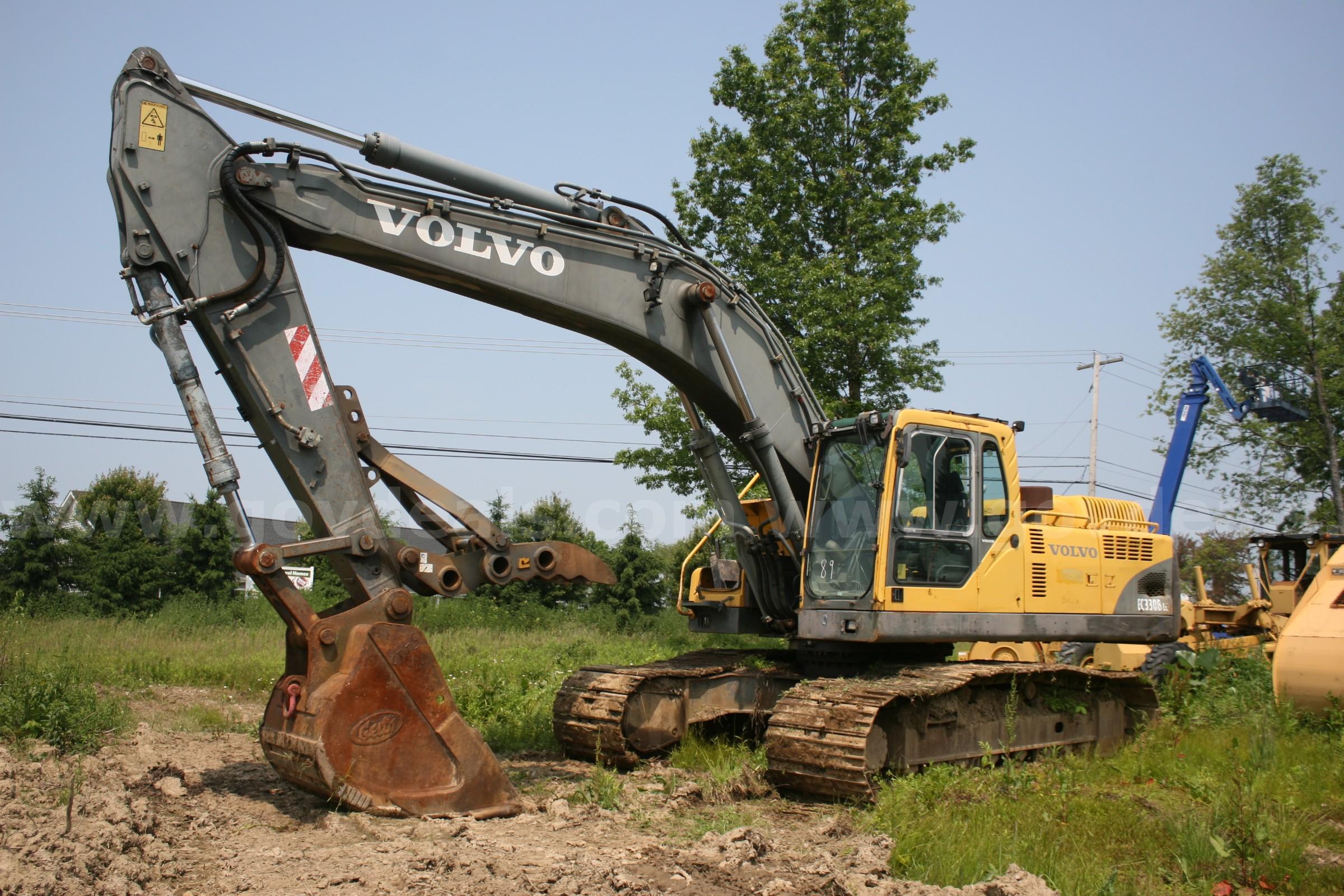 2005 Volvo EC330BLC Hydraulic Excavator Volvo EC330BLC Government Surplus Auction - Photo #3
