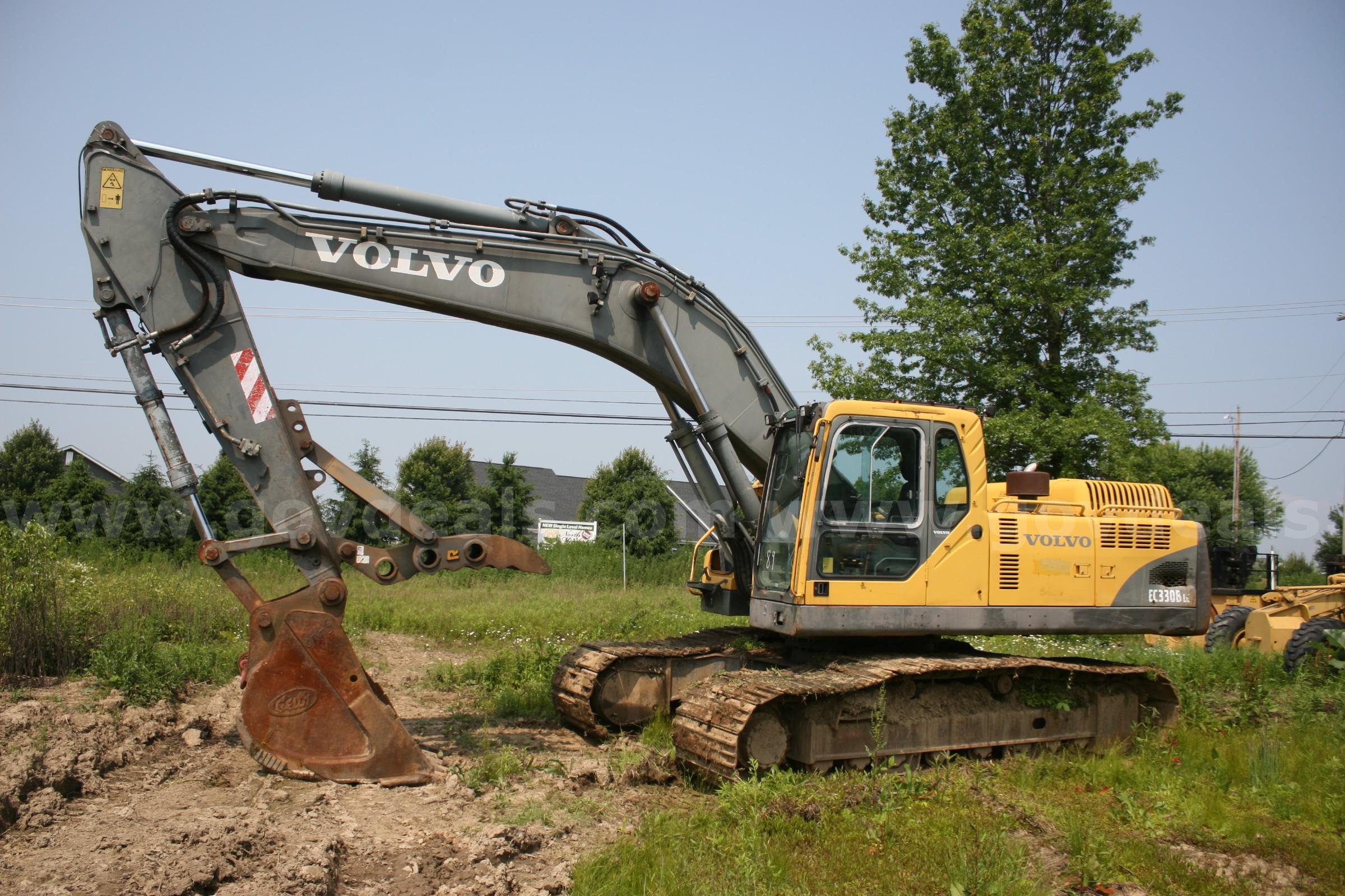 2005 Volvo EC330BLC Hydraulic Excavator Volvo EC330BLC Government Surplus Auction - Photo #4