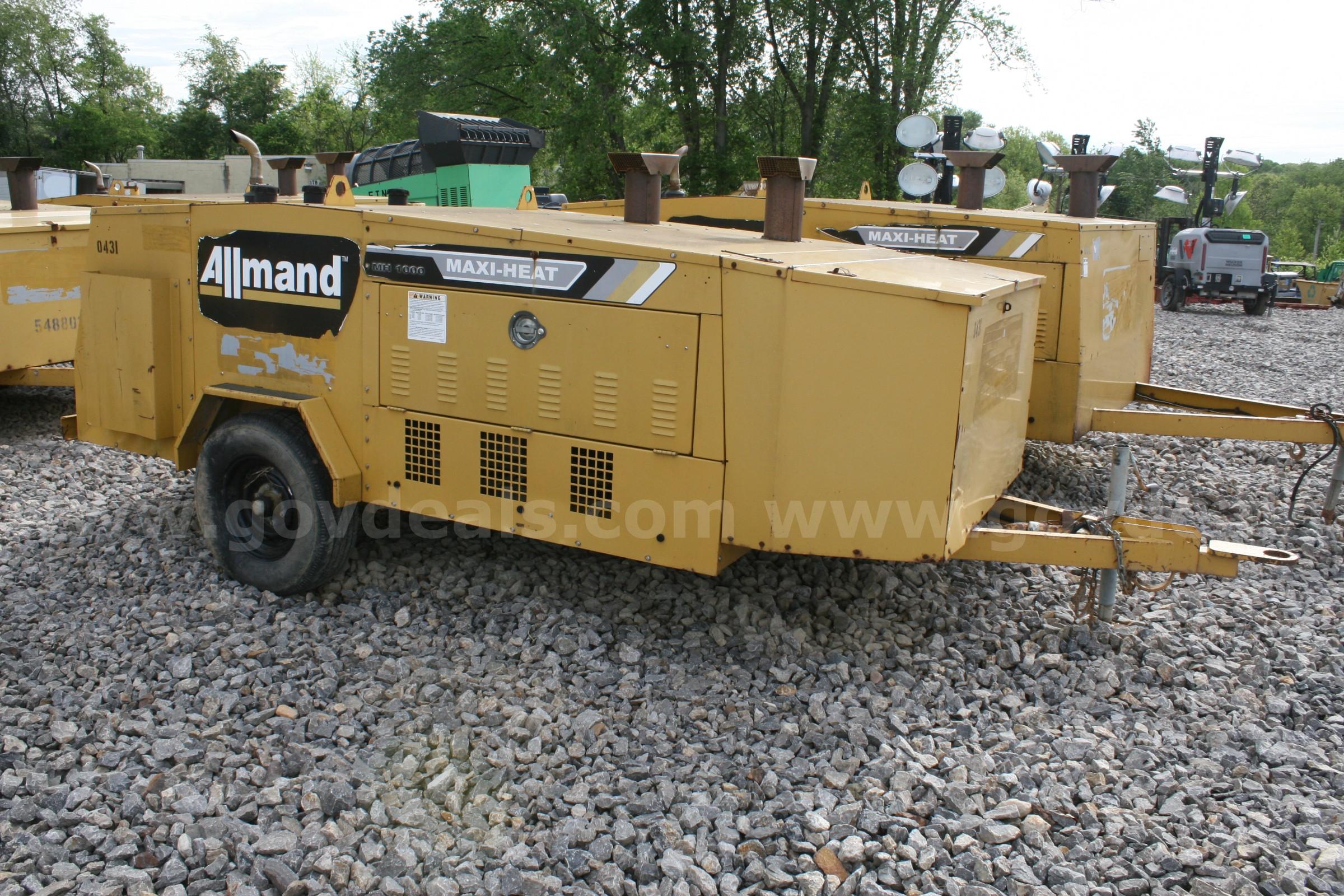 12 Allmand Maxi Heater 1000