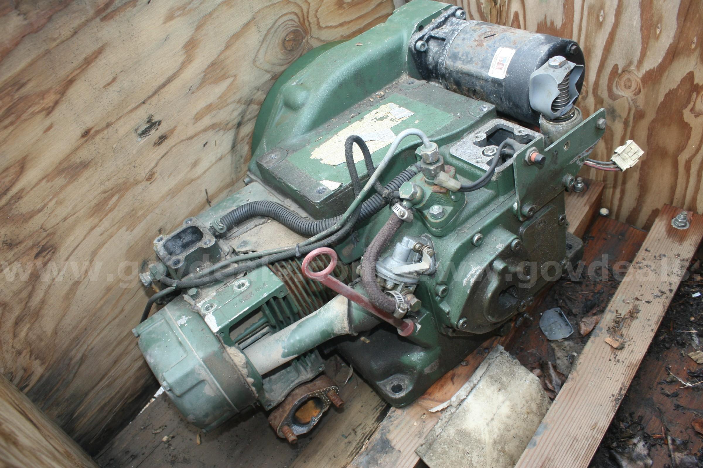 Farymann 43F 1 Cyl 15HP Diesel Continuous Duty Engine Farymann 43F Government Surplus Auction - Primary Photo