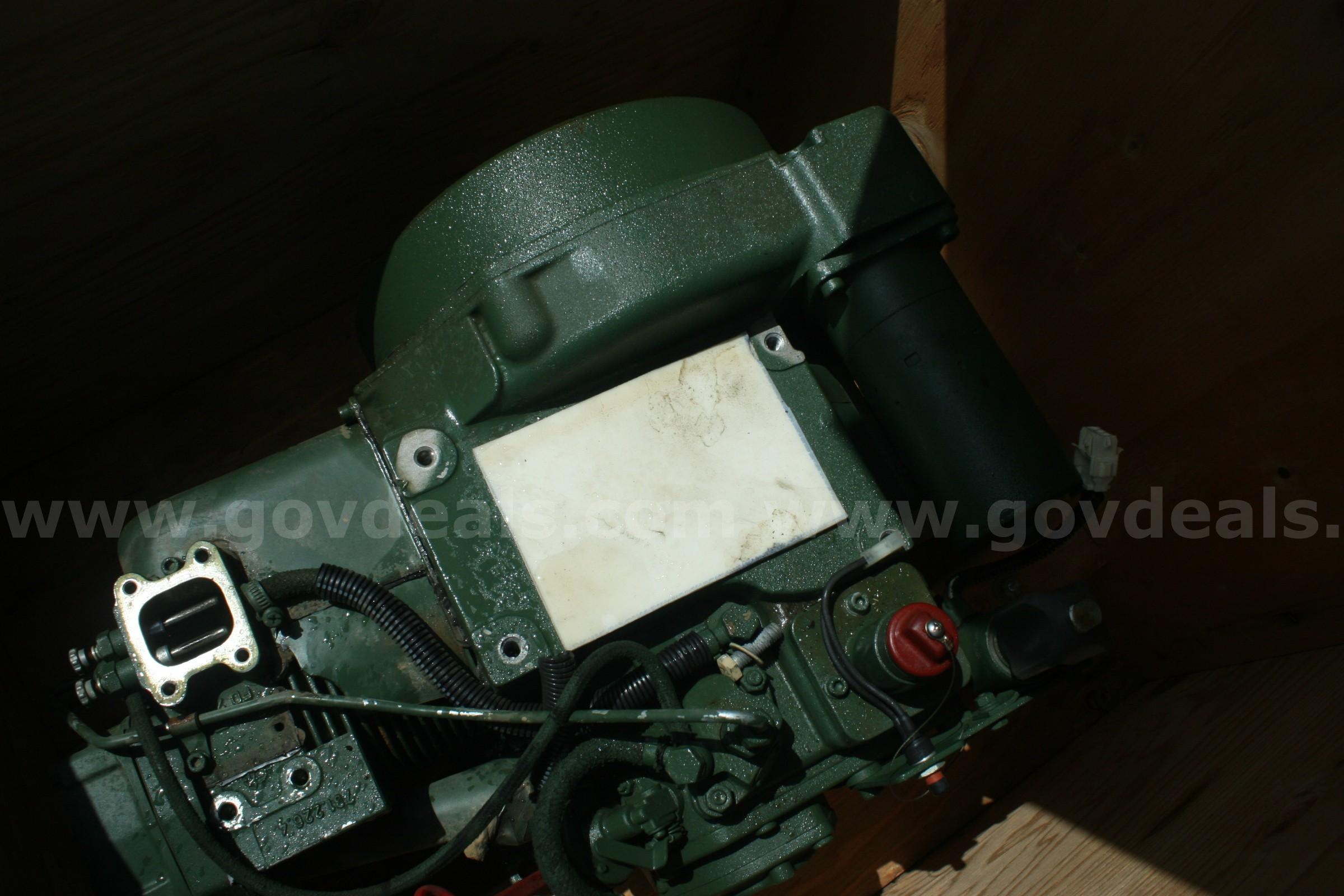 Farymann 43F 1 Cyl 15HP Diesel Continuous Duty Engine Farymann 43F Government Surplus Auction - Photo #3