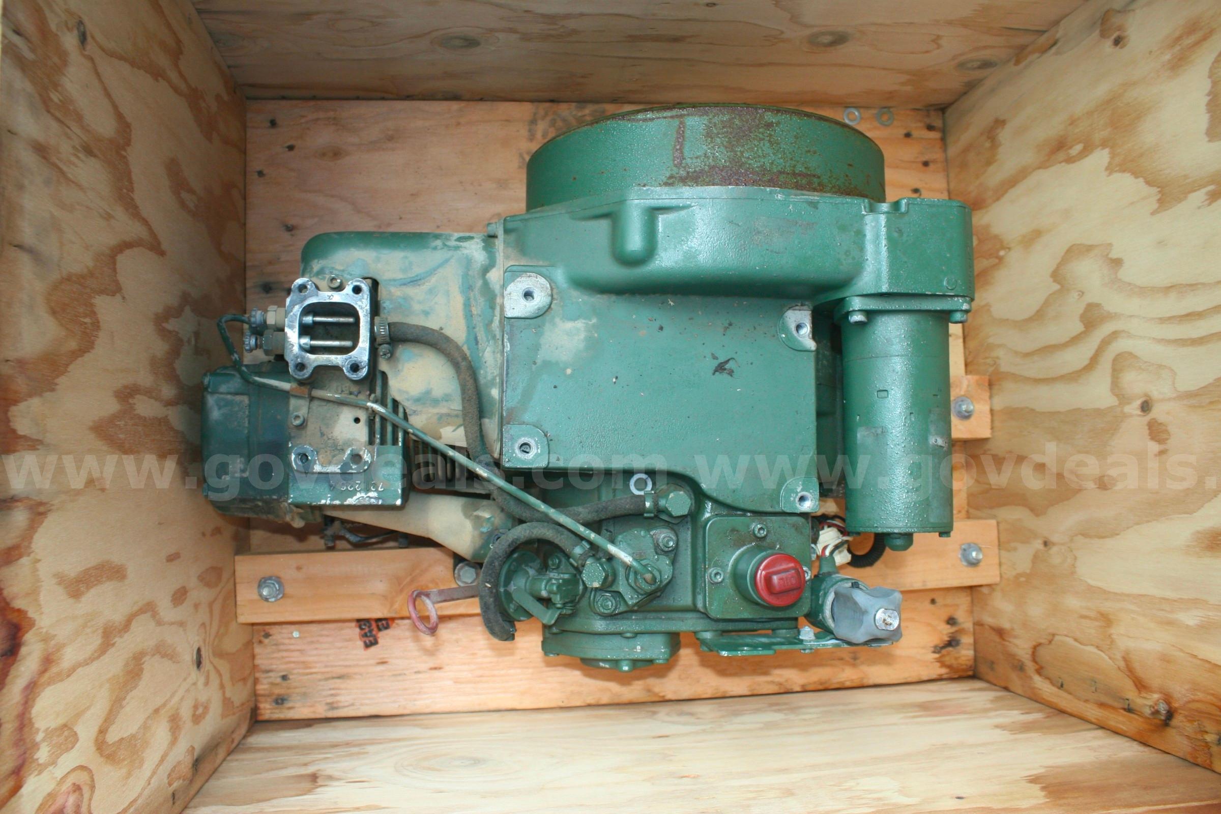 Farymann 43F 1 Cyl 15HP Diesel Continuous Duty Engine Farymann 43F Government Surplus Auction - Primary Photo