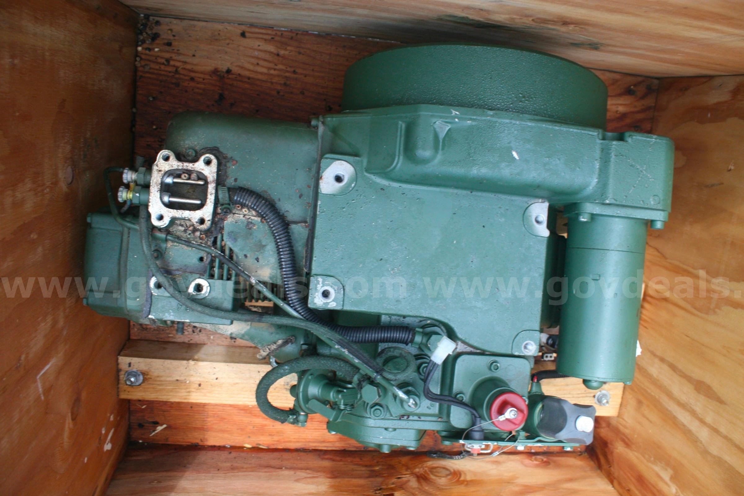 Farymann 43F 1 Cyl 15HP Diesel Continuous Duty Engine Farymann 43F Government Surplus Auction - Primary Photo