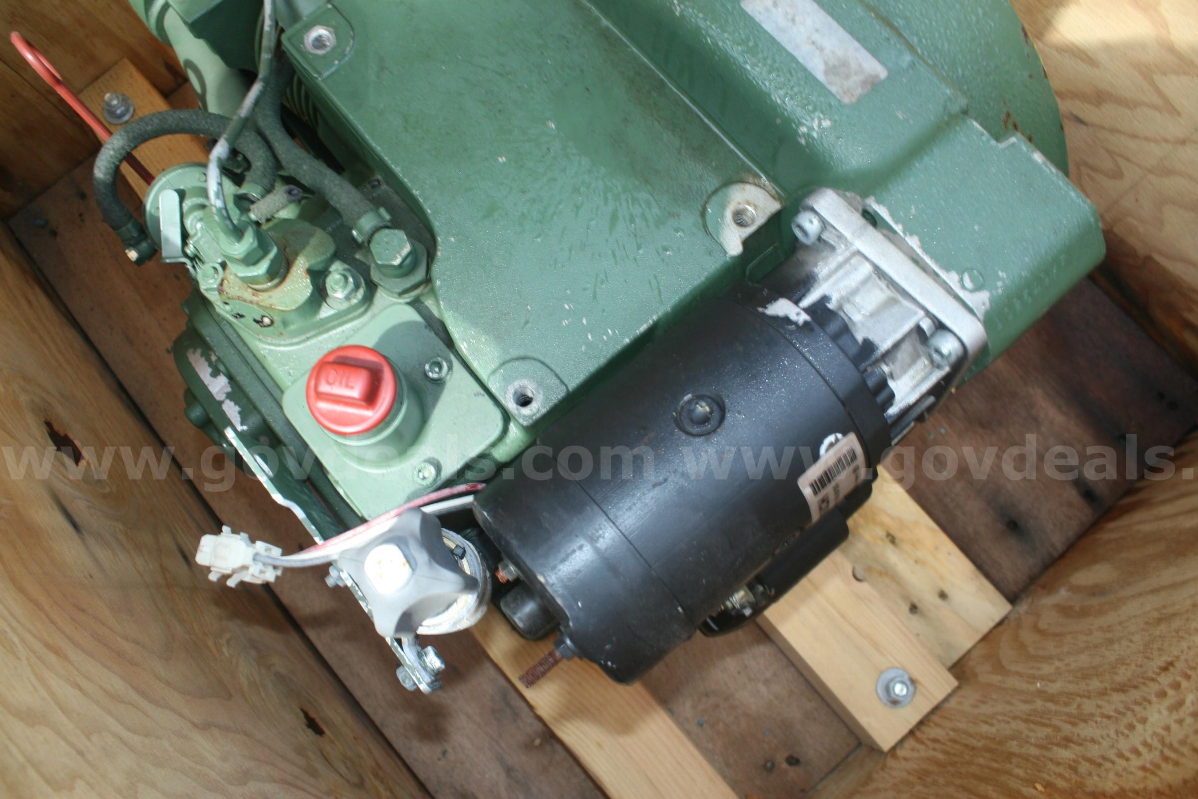 Farymann 43F 1 Cyl 15HP Diesel Continuous Duty Engine Farymann 43F Government Surplus Auction - Photo #2