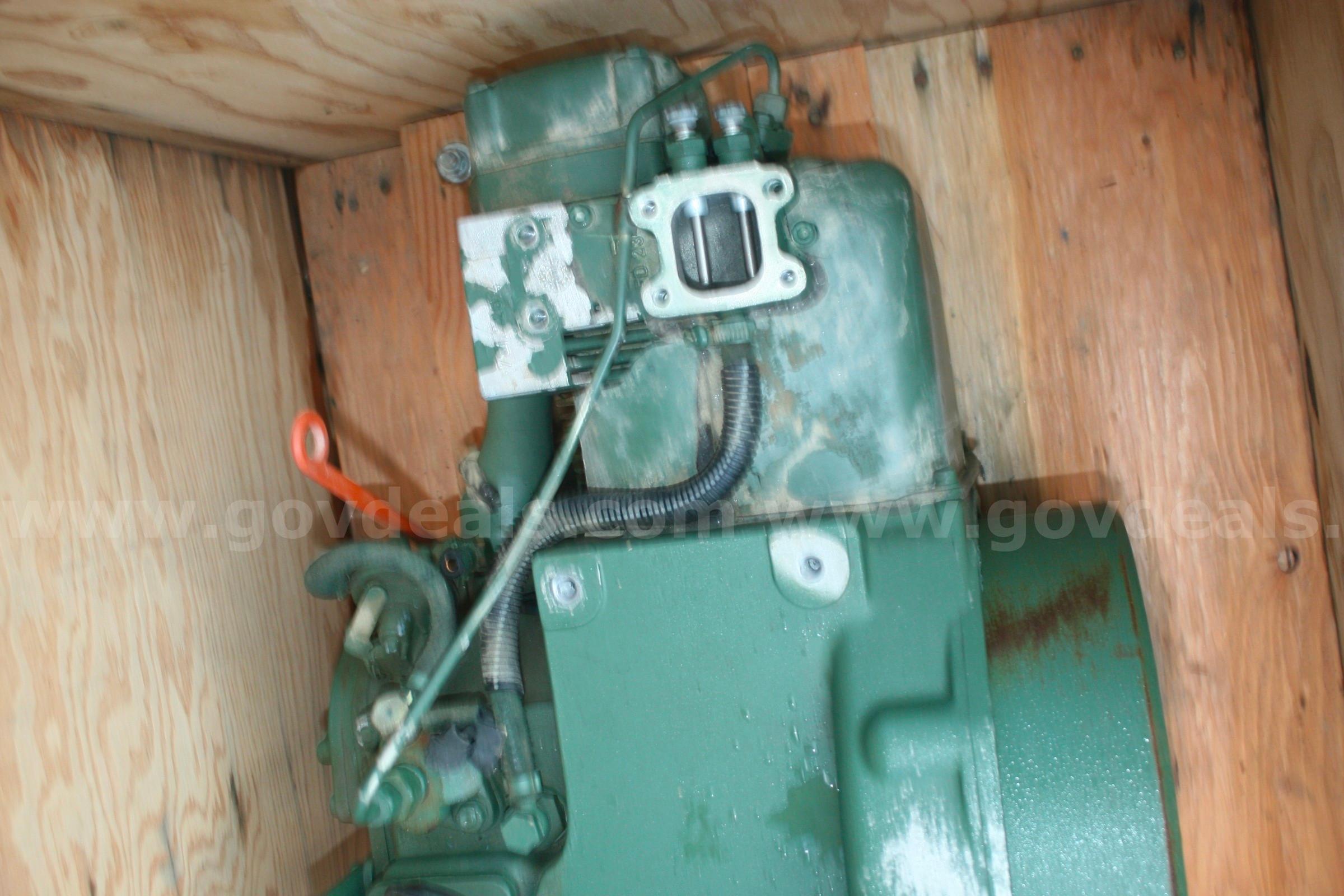 Farymann 43F 1 Cyl 15HP Diesel Continuous Duty Engine Farymann 43F Government Surplus Auction - Photo #2