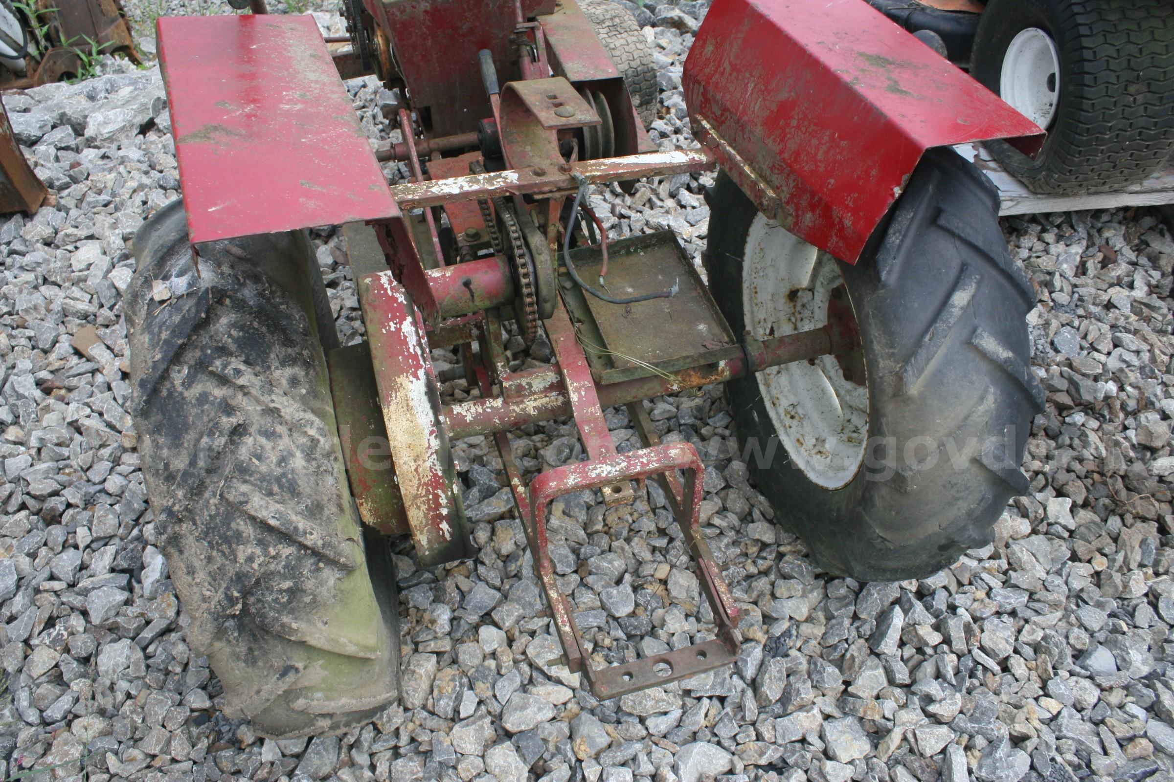 Speedex Tractor Speedex  Government Surplus Auction - Photo #6