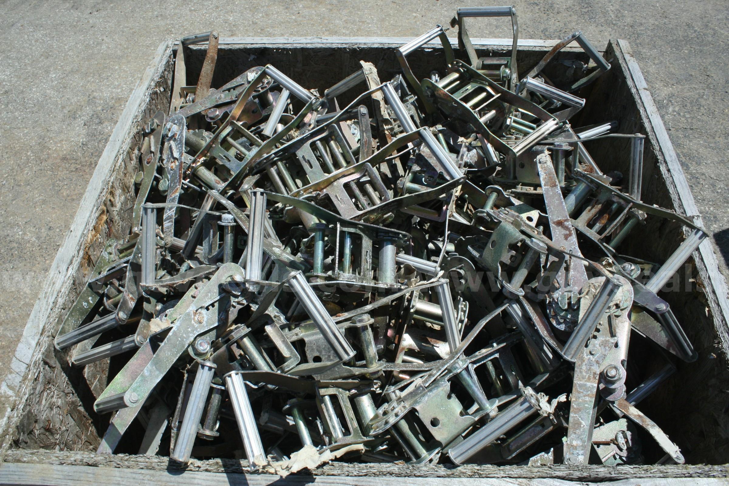 393 lbs of Ratchets  393 Government Surplus Auction - Photo #2