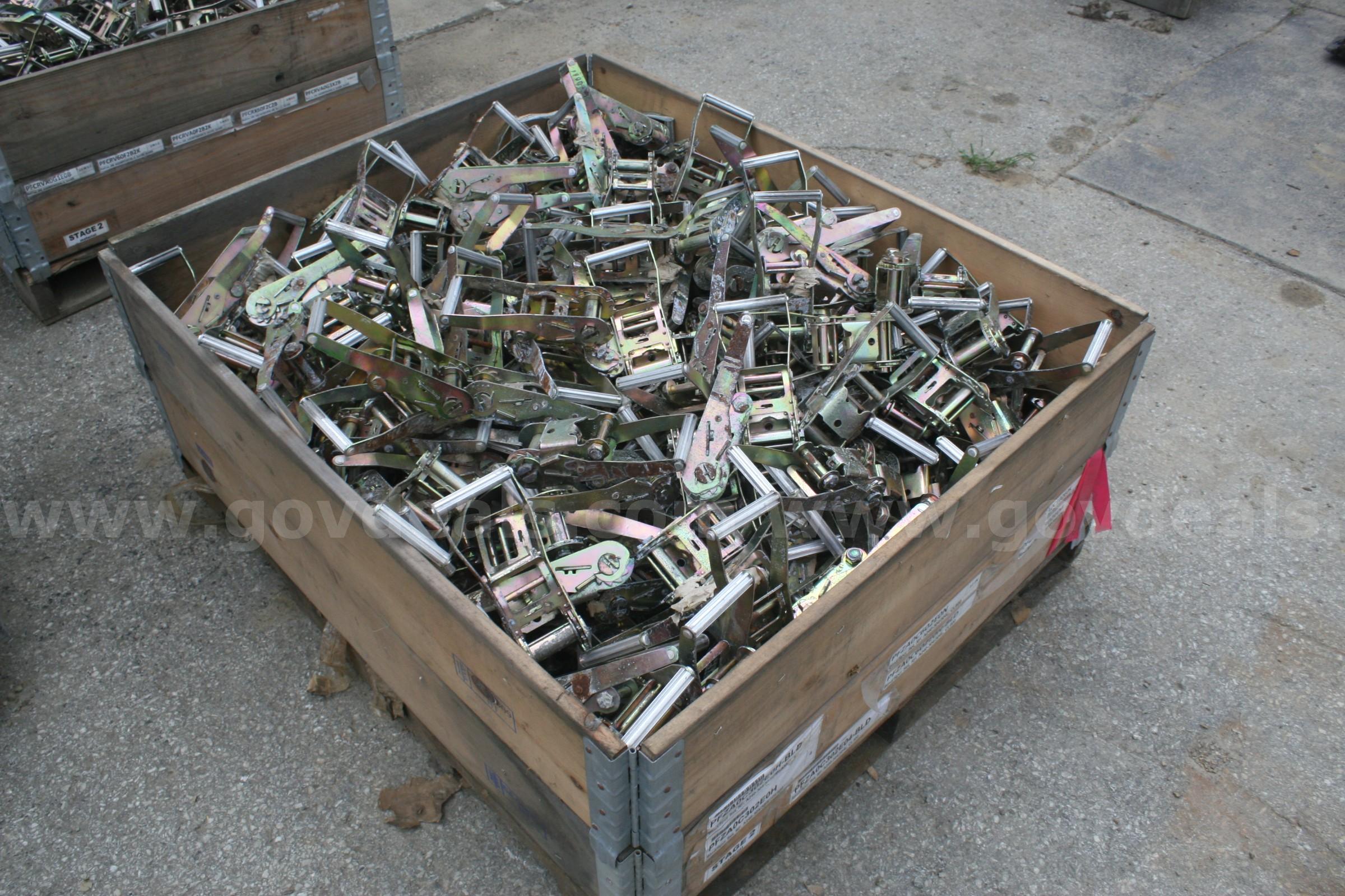 742 lbs of Ratchets  742 Government Surplus Auction - Photo #2