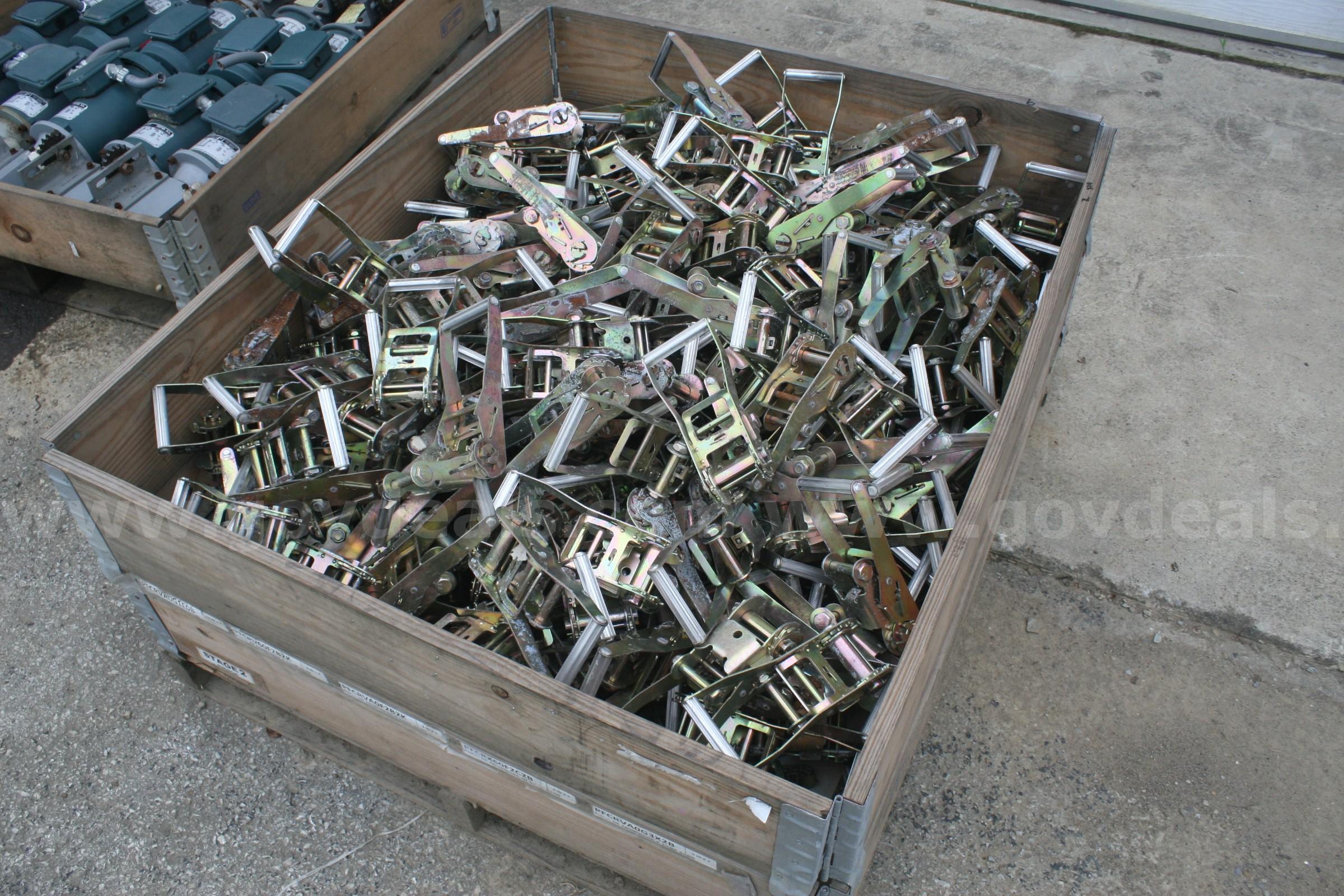 670 lbs of Ratchets  670 Government Surplus Auction - Photo #2