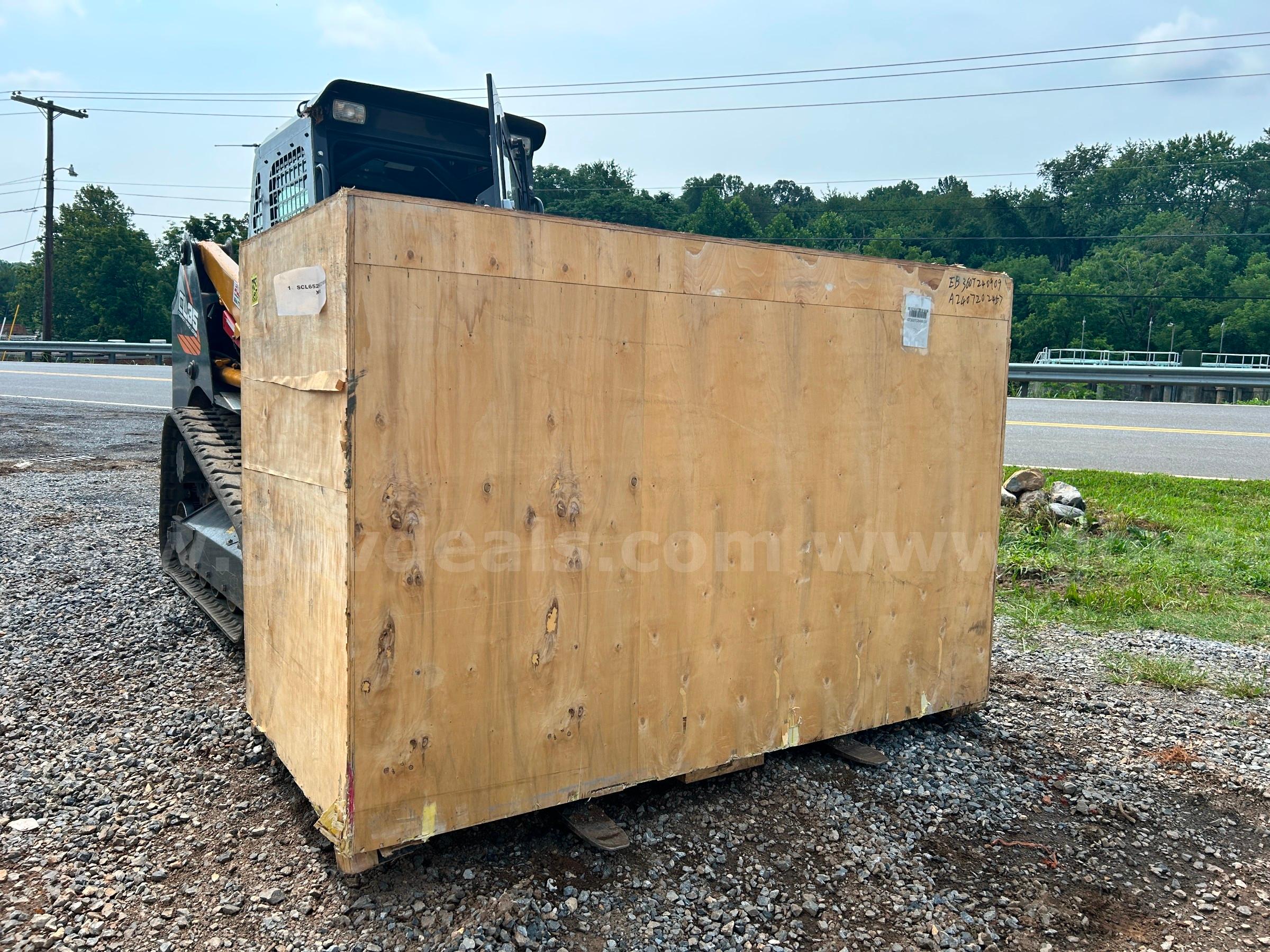 FREE SHIPPING IN USA NEW 2025 Mini Skid Steer Loader Tracked 13.5HP Gas Engine NEW   Government Surplus Auction - Photo #2