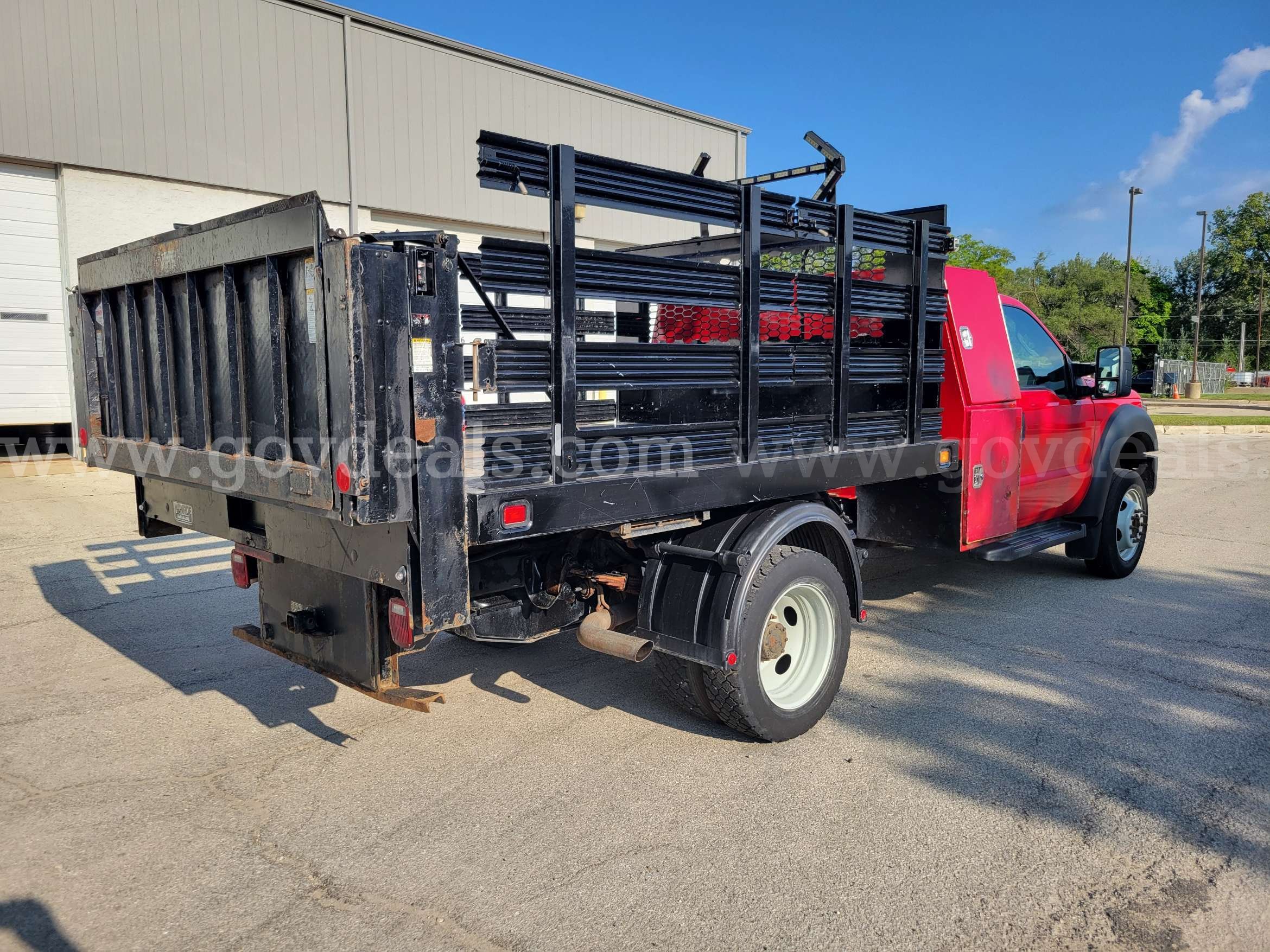 2014 Ford F-450 SD Ford F-450 Government Surplus Auction - Photo #3