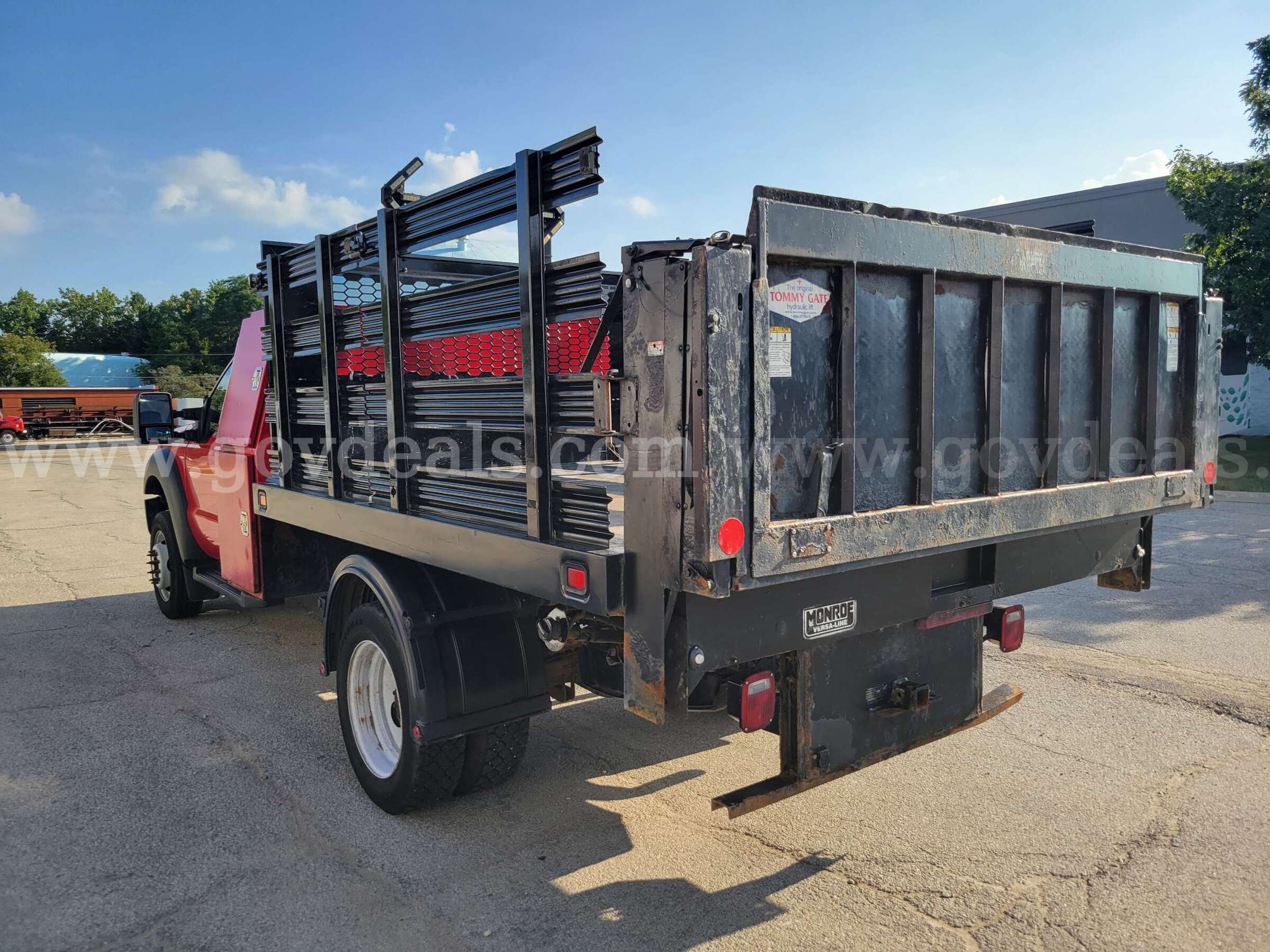 2014 Ford F-450 SD Ford F-450 Government Surplus Auction - Photo #4
