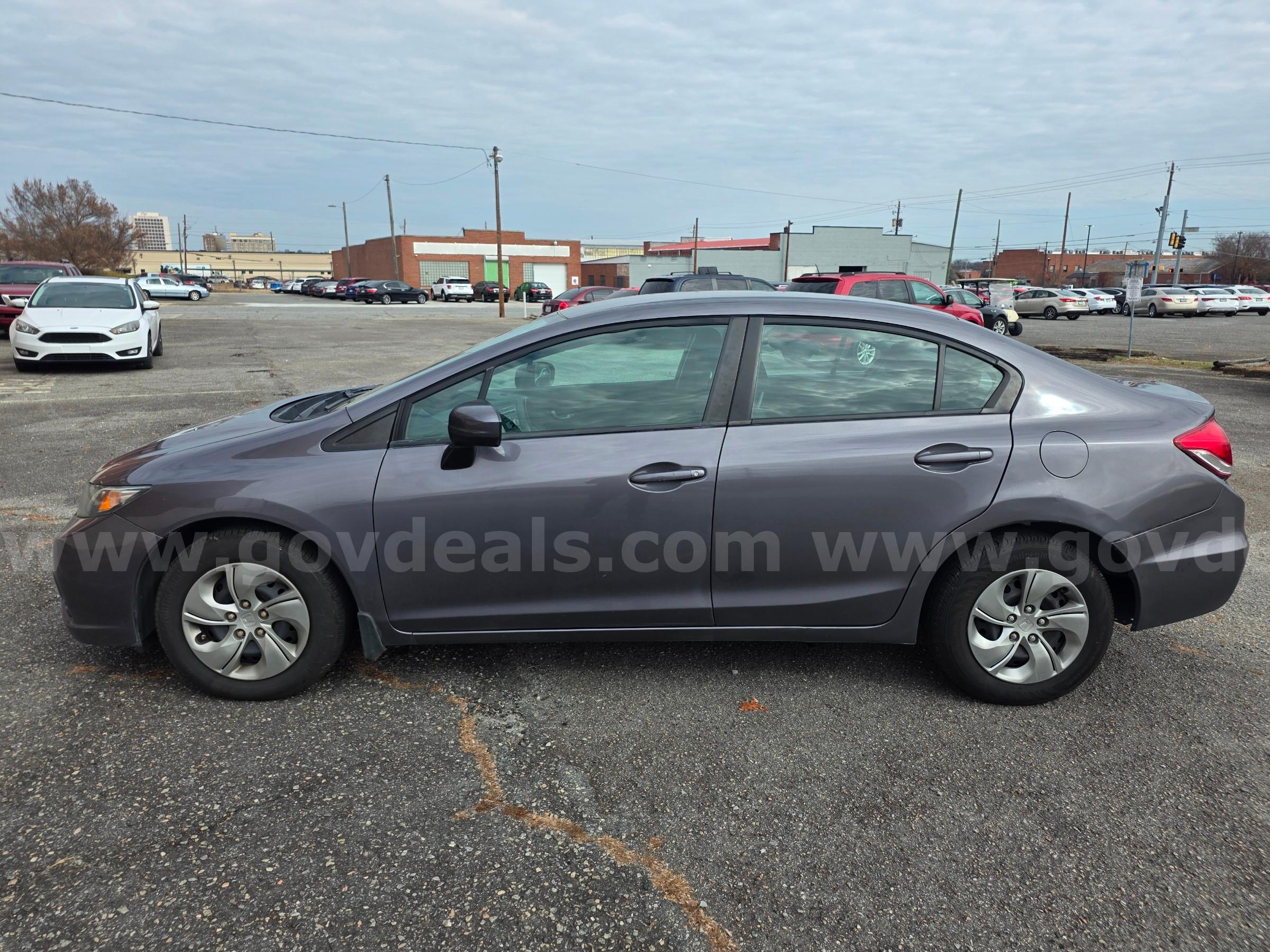 2015 Honda Civic LX Honda Civic LX Government Surplus Auction - Photo #4